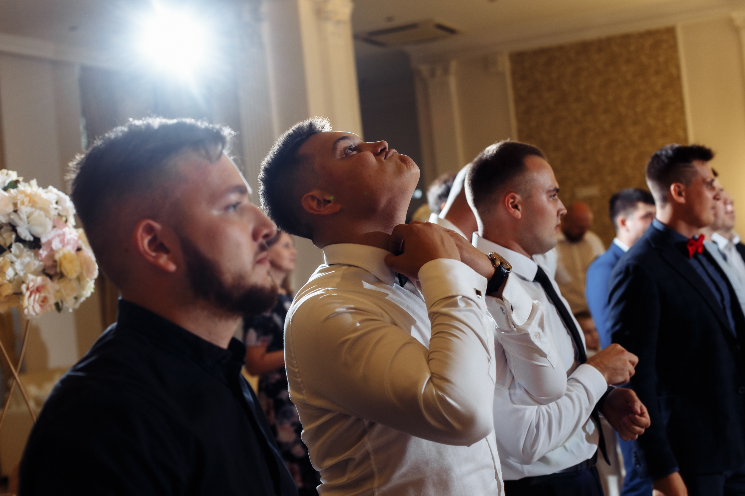 Сборы с друзьями и прогулка в кофейне. Миша & Маша. Фотограф Чугунов Александр