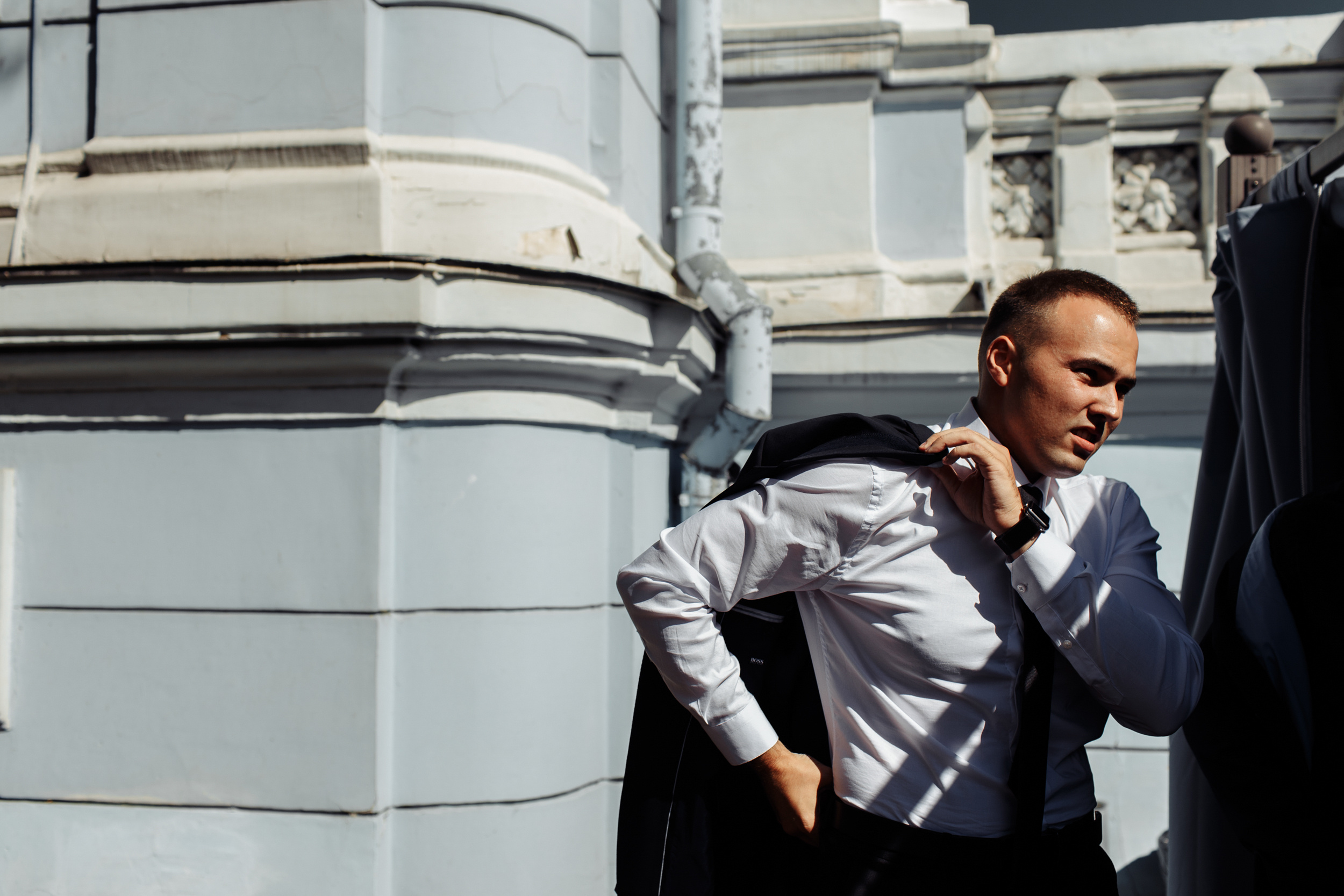 Сборы с друзьями и прогулка в кофейне. Миша & Маша. Фотограф Чугунов Александр