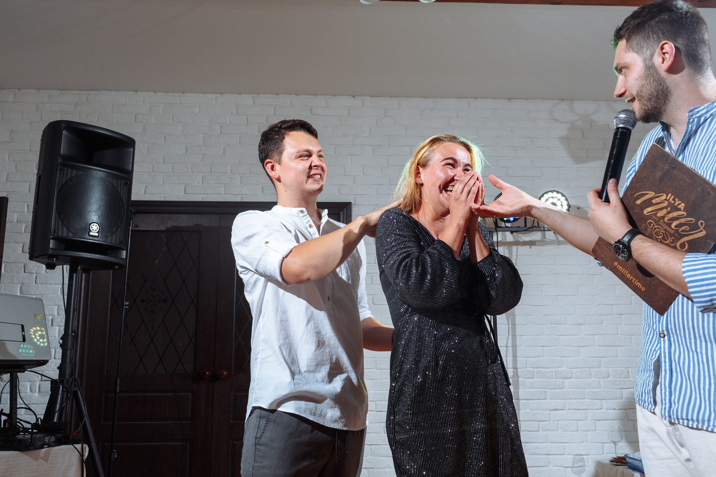 Веселый банкет в коттедже. Арина & Коля. Фотограф Чугунов Александр