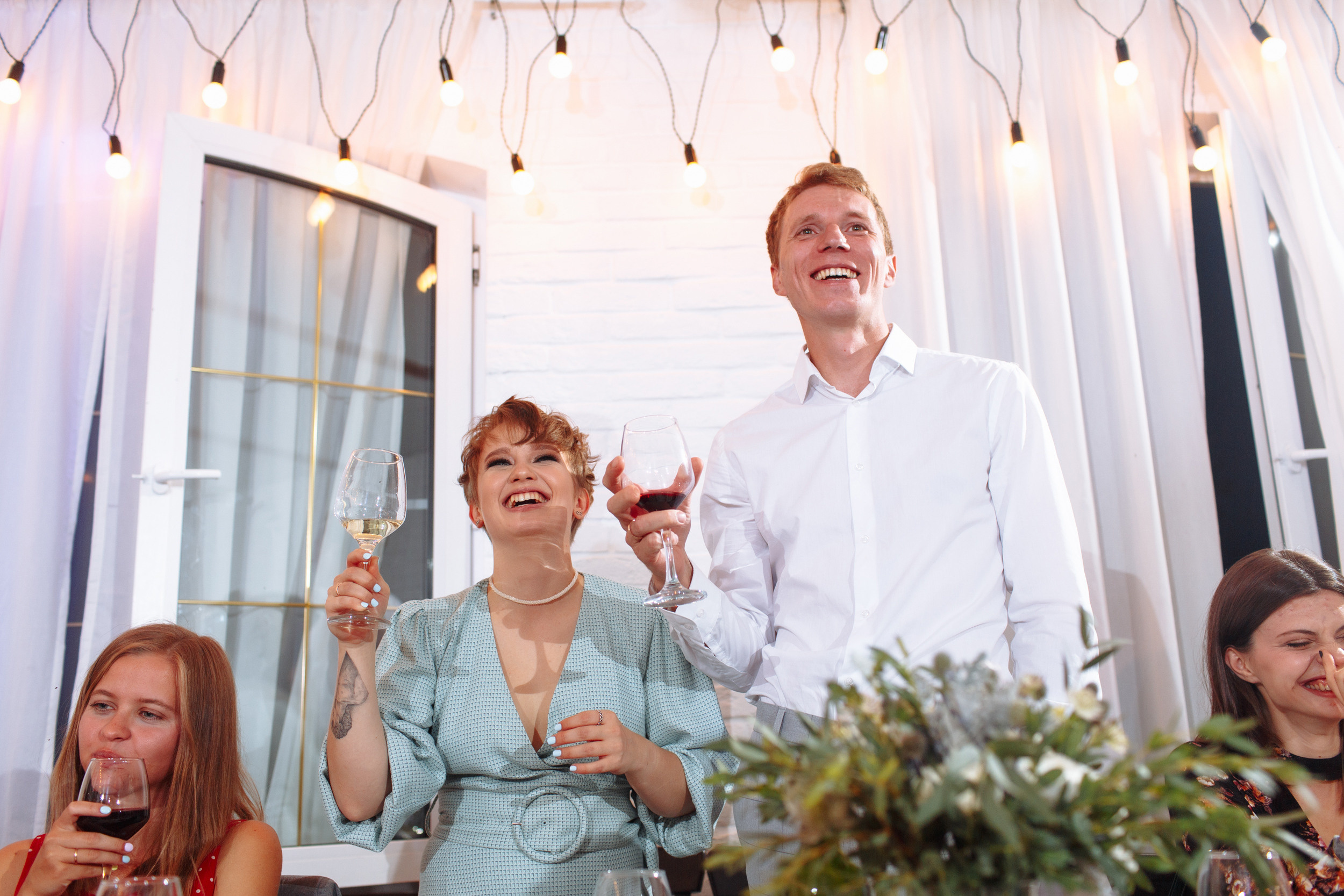 Веселый банкет в коттедже. Арина & Коля. Фотограф Чугунов Александр