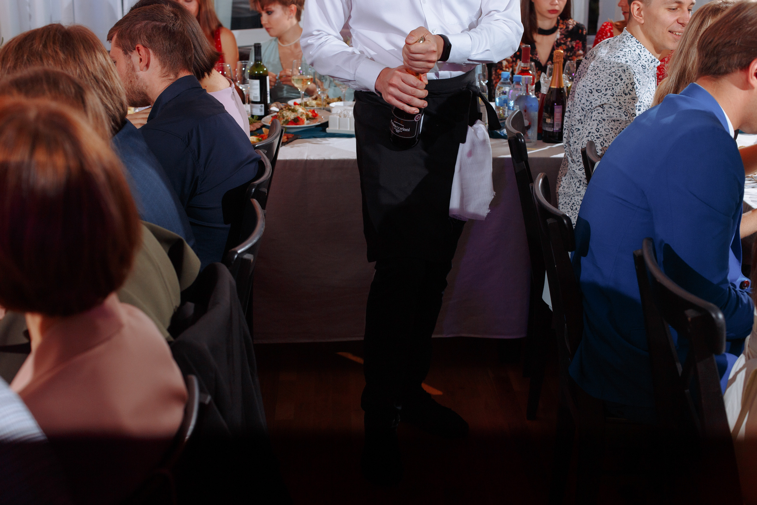 Веселый банкет в коттедже. Арина & Коля. Фотограф Чугунов Александр