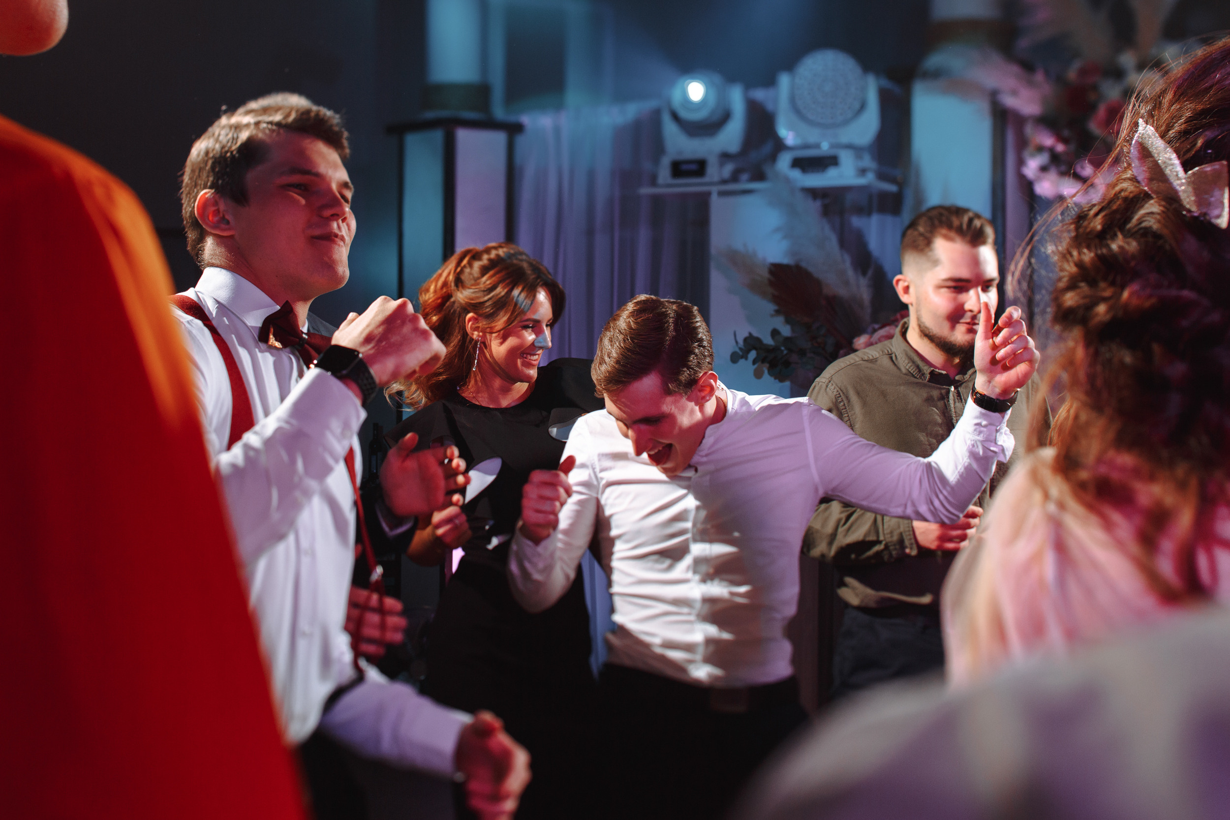 Небольшая прогулка и шумный банкет! Даша & Дмитрий. Фотограф Чугунов Александр