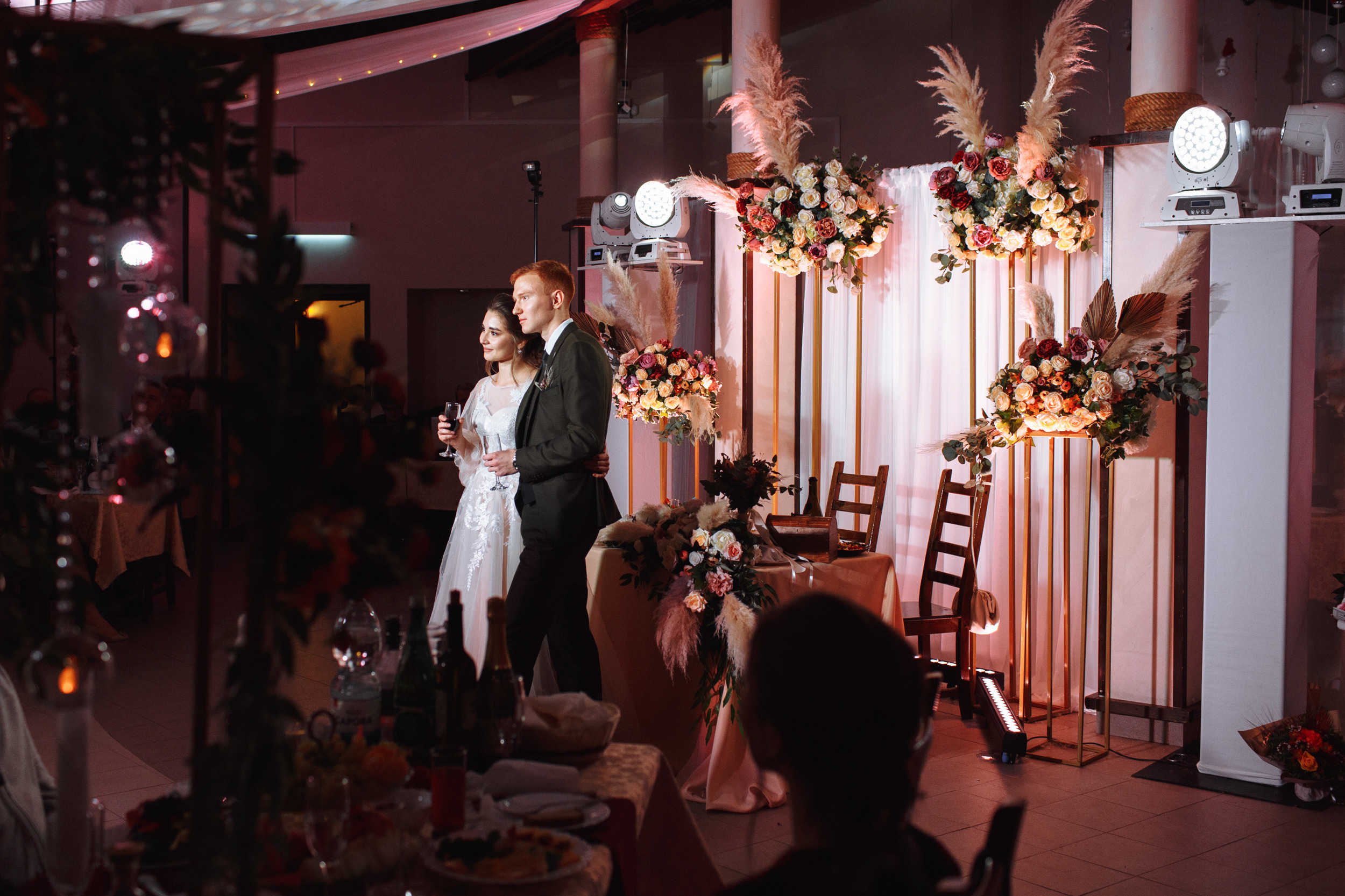 Небольшая прогулка и шумный банкет! Даша & Дмитрий. Фотограф Чугунов Александр