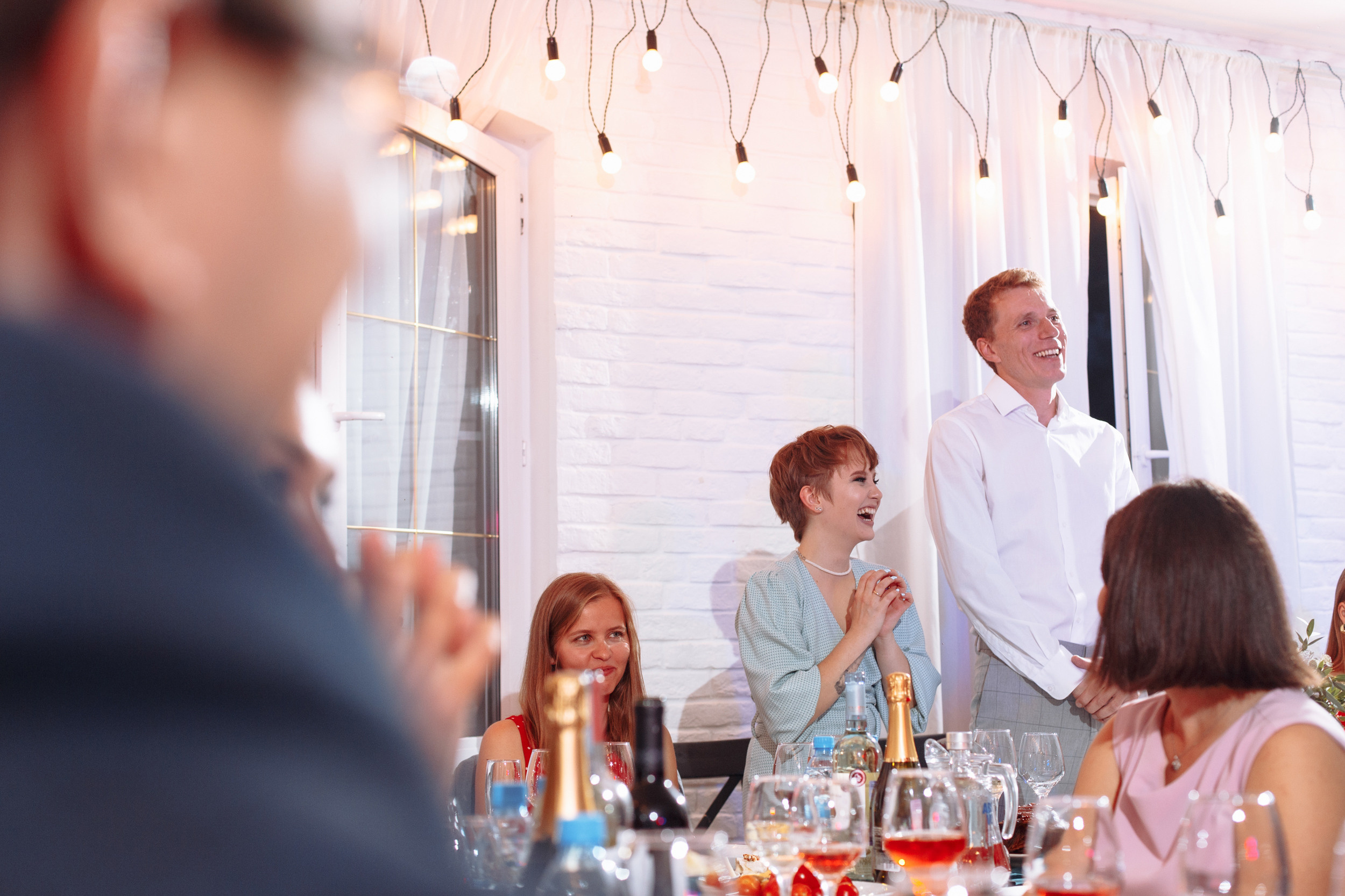 Веселый банкет в коттедже. Арина & Коля. Фотограф Чугунов Александр