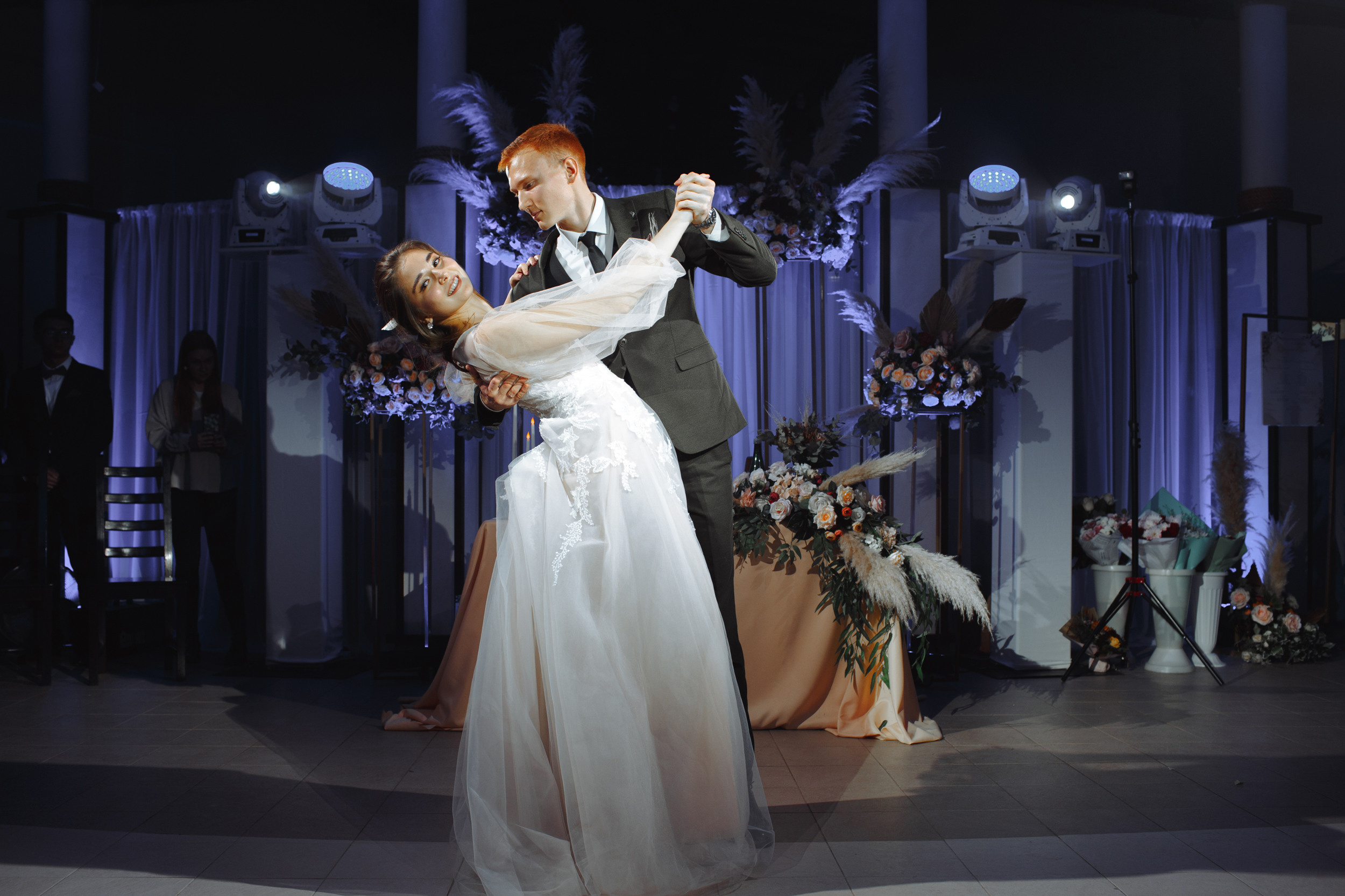 Небольшая прогулка и шумный банкет! Даша & Дмитрий. Фотограф Чугунов Александр