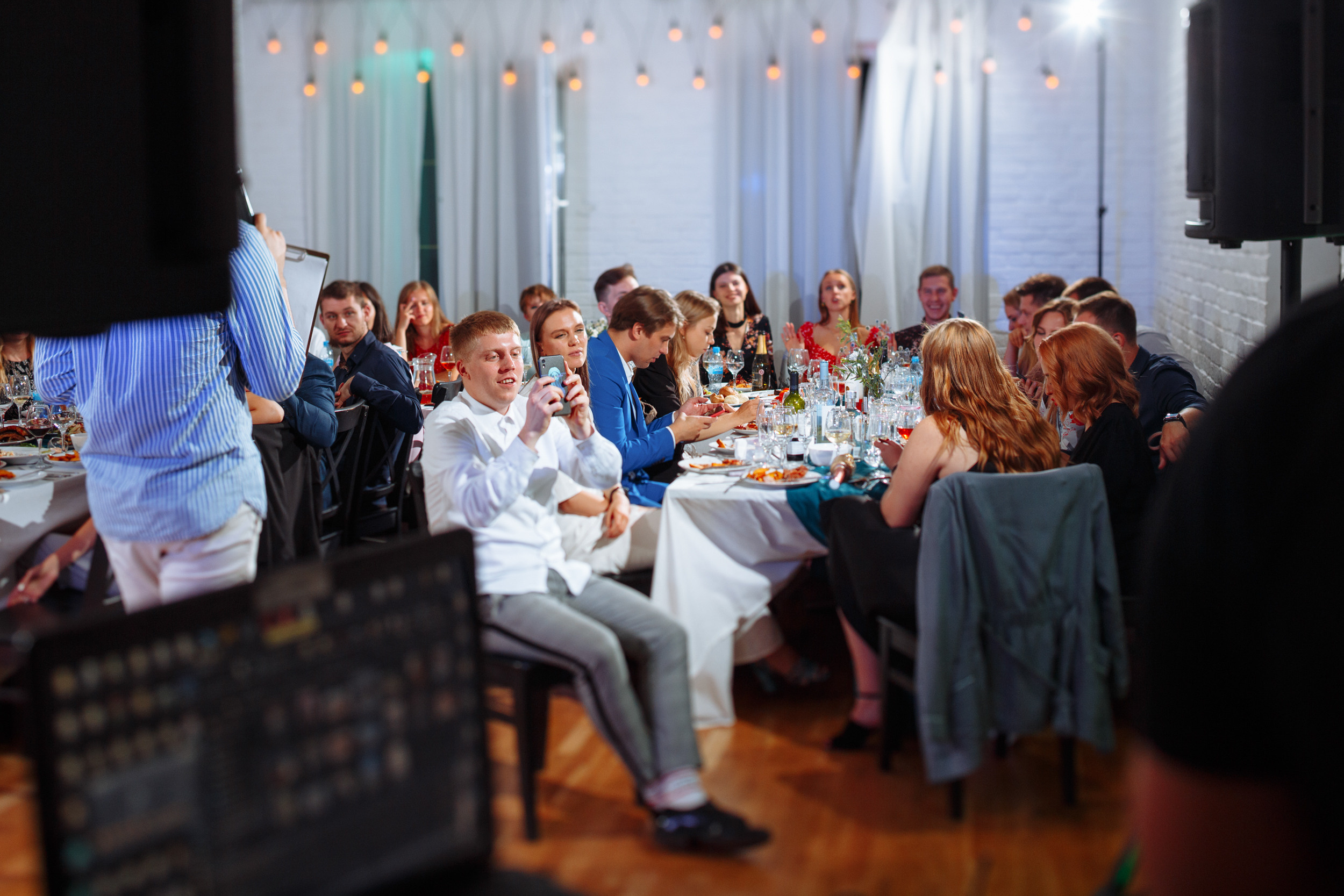 Веселый банкет в коттедже. Арина & Коля. Фотограф Чугунов Александр