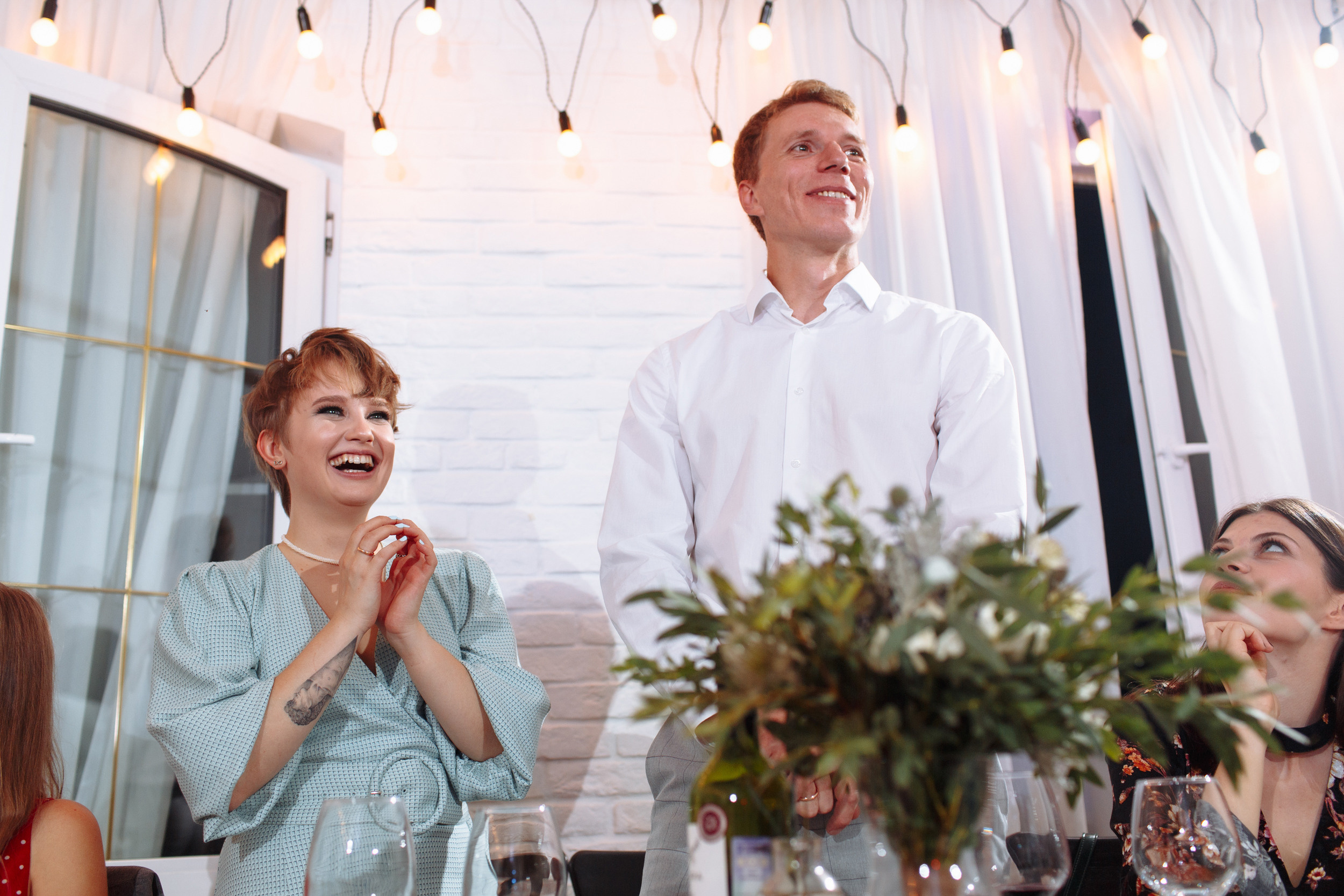 Веселый банкет в коттедже. Арина & Коля. Фотограф Чугунов Александр