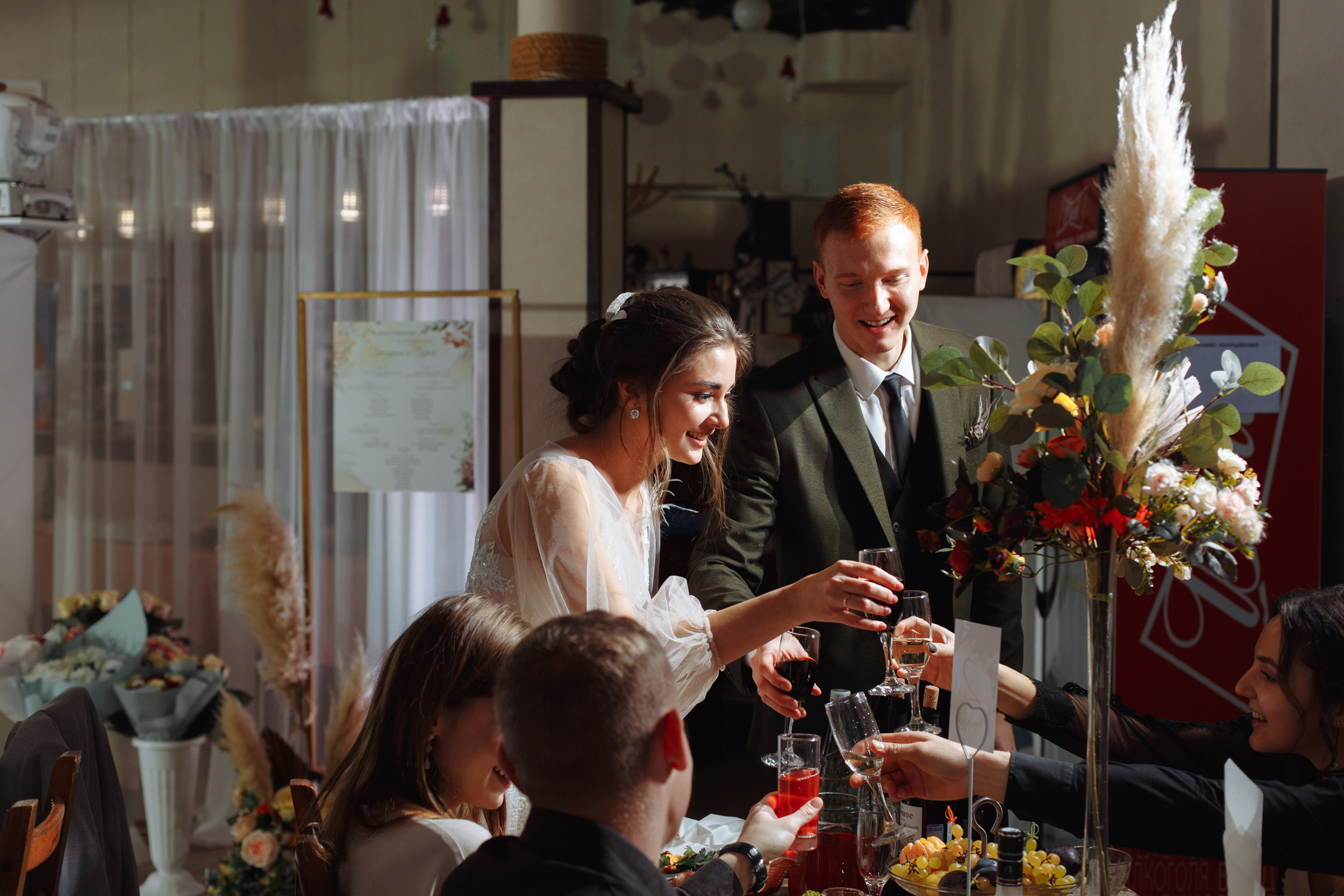 Небольшая прогулка и шумный банкет! Даша & Дмитрий. Фотограф Чугунов Александр