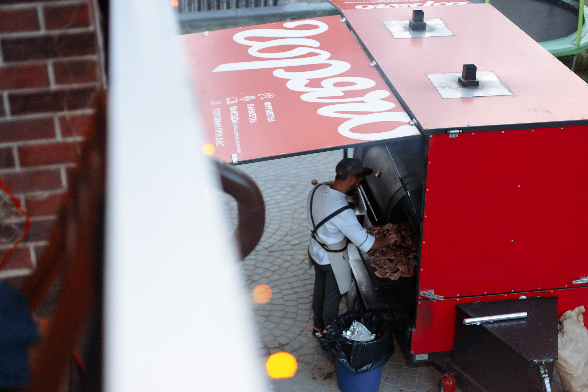 Веселый банкет в коттедже. Арина & Коля. Фотограф Чугунов Александр