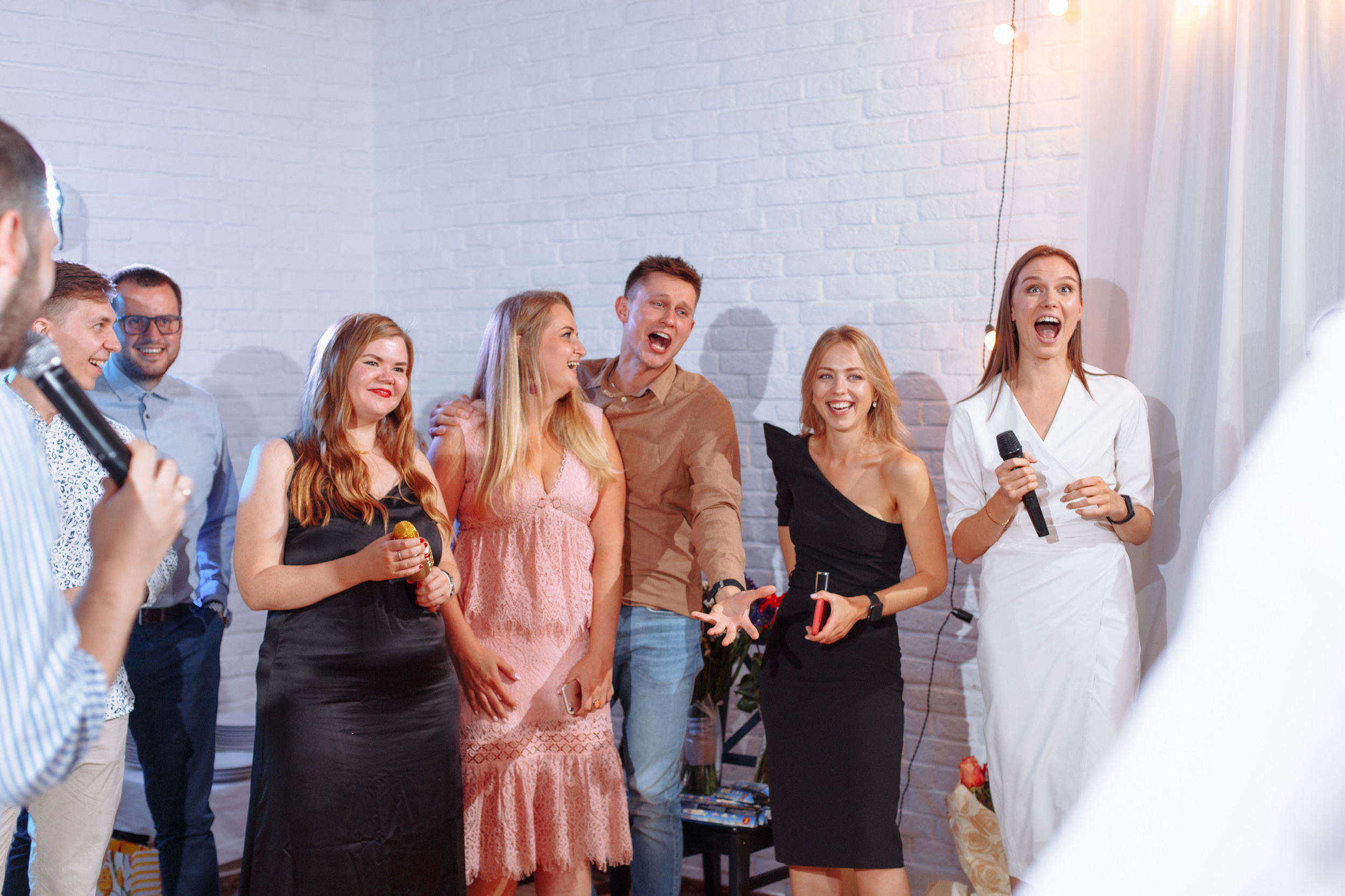 Веселый банкет в коттедже. Арина & Коля. Фотограф Чугунов Александр