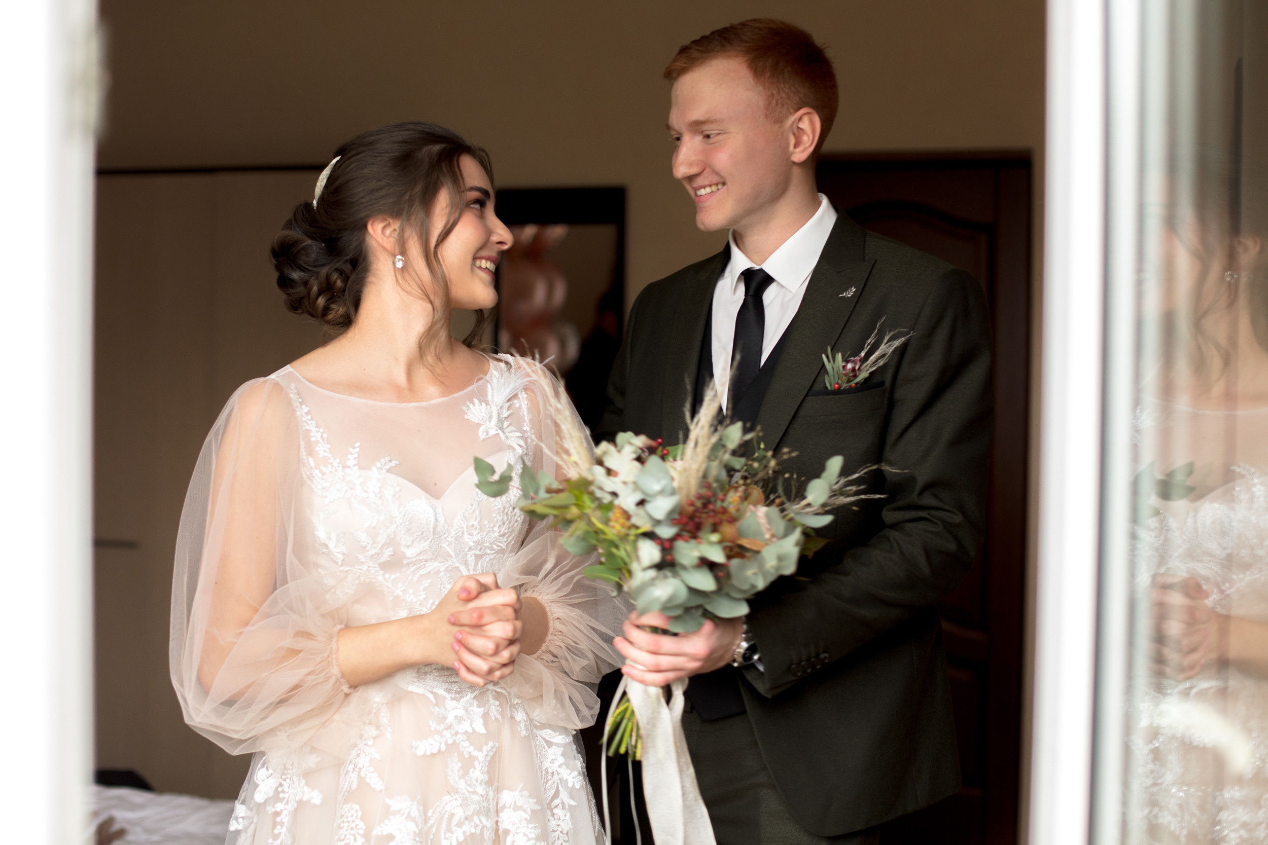 Небольшая прогулка и шумный банкет! Даша & Дмитрий. Фотограф Чугунов Александр