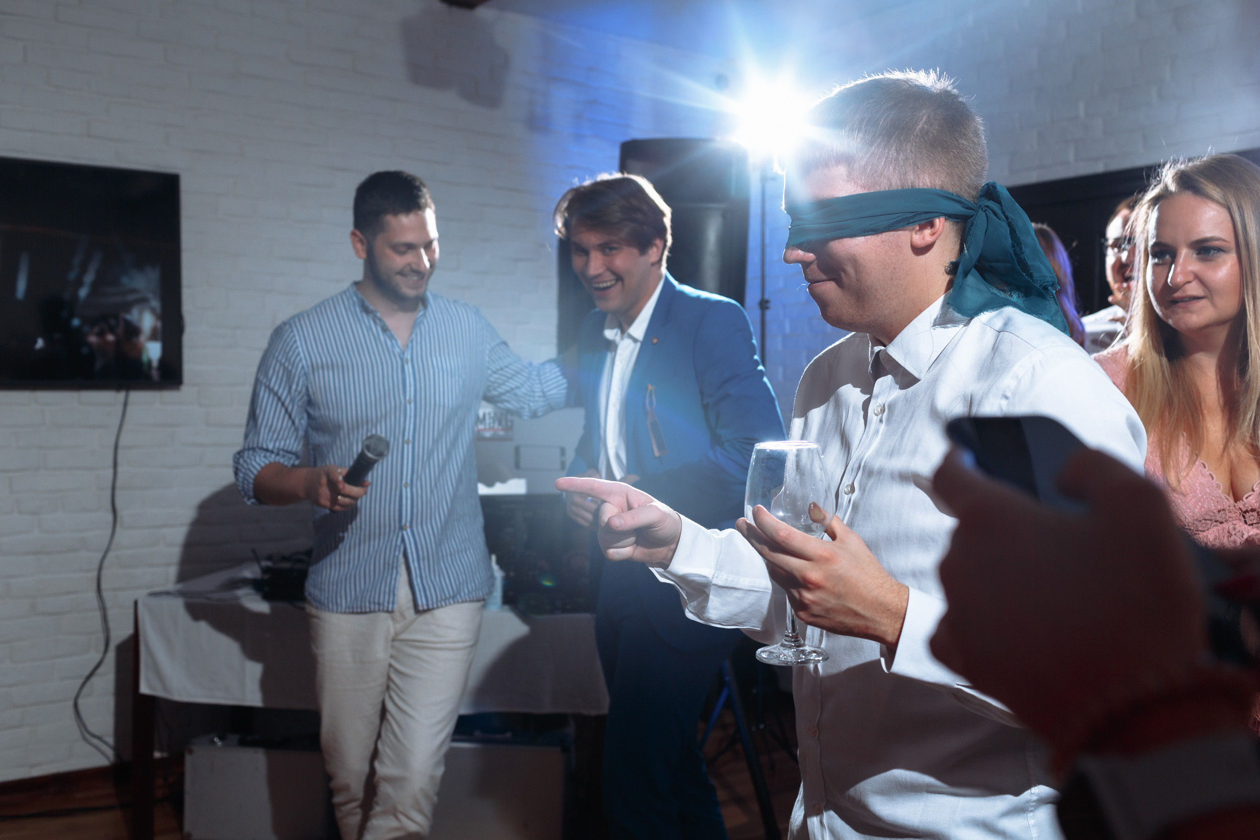 Веселый банкет в коттедже. Арина & Коля. Фотограф Чугунов Александр