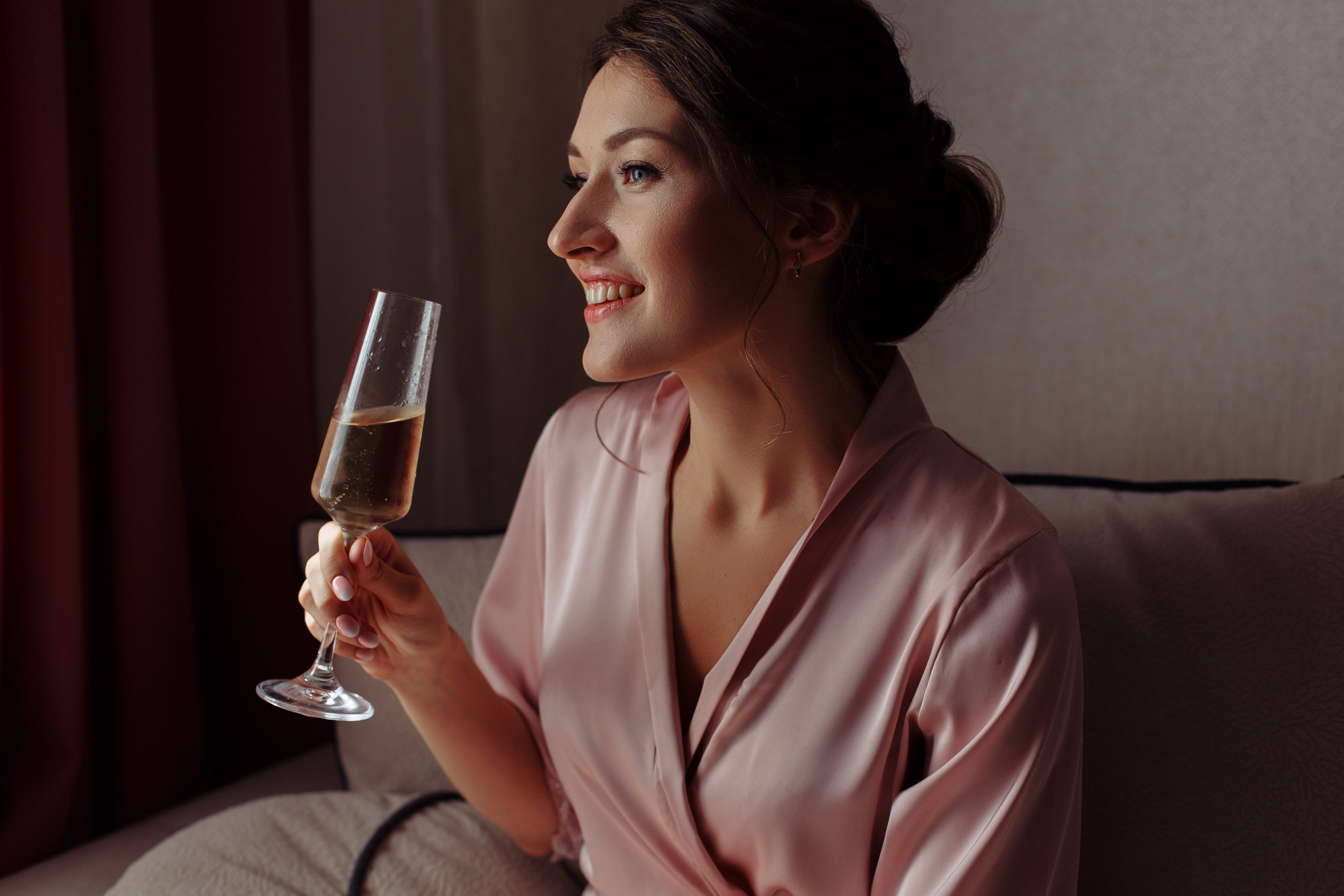 Сборы с друзьями и прогулка в кофейне. Миша & Маша. Фотограф Чугунов Александр