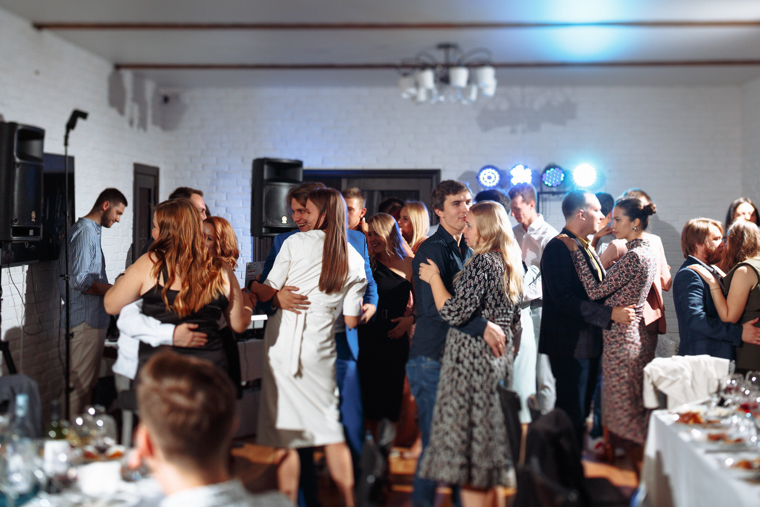 Веселый банкет в коттедже. Арина & Коля. Фотограф Чугунов Александр