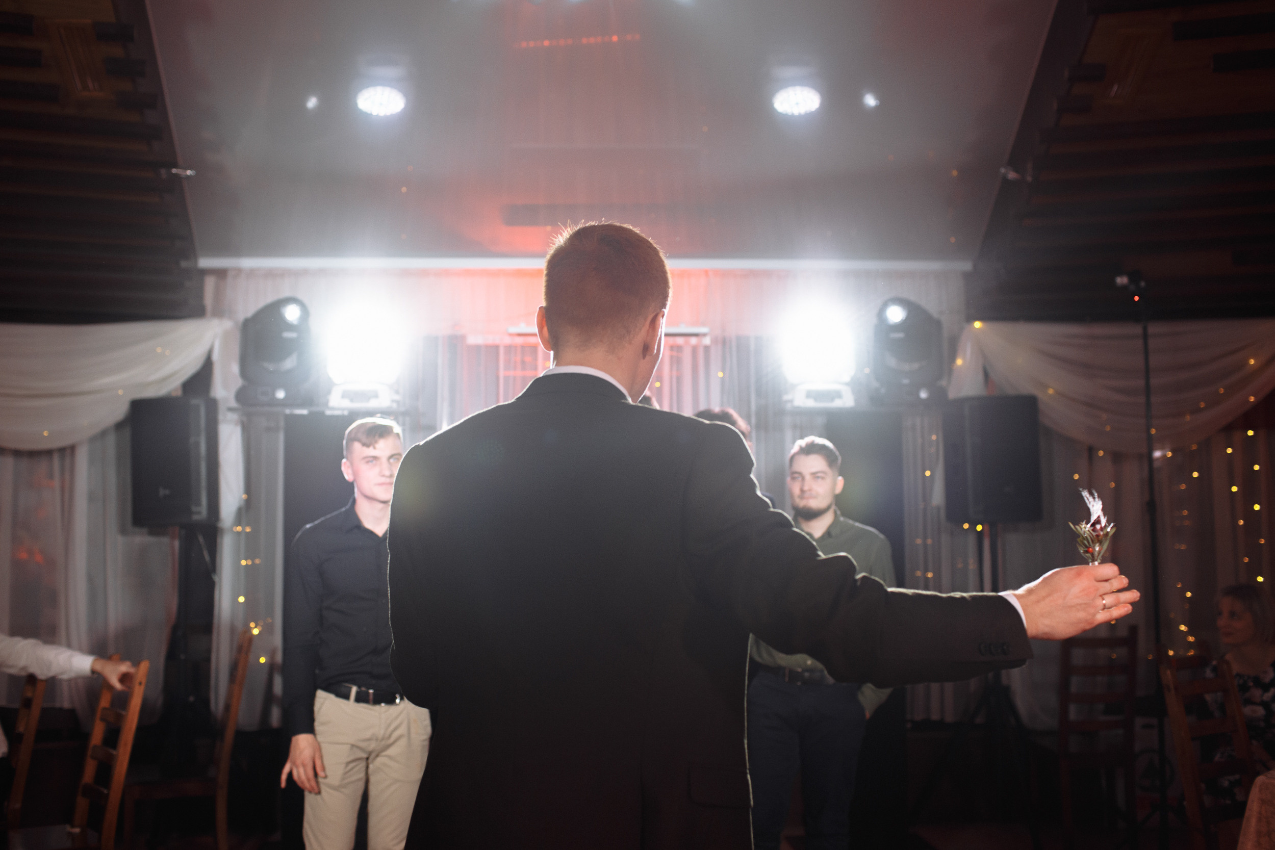 Небольшая прогулка и шумный банкет! Даша & Дмитрий. Фотограф Чугунов Александр