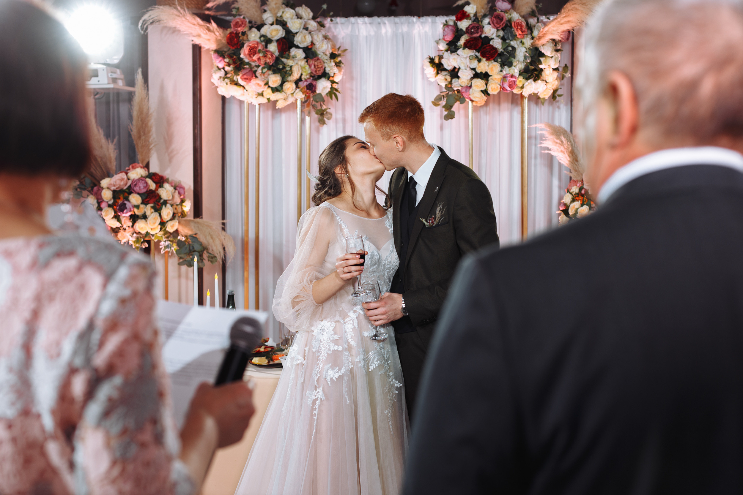 Небольшая прогулка и шумный банкет! Даша & Дмитрий. Фотограф Чугунов Александр