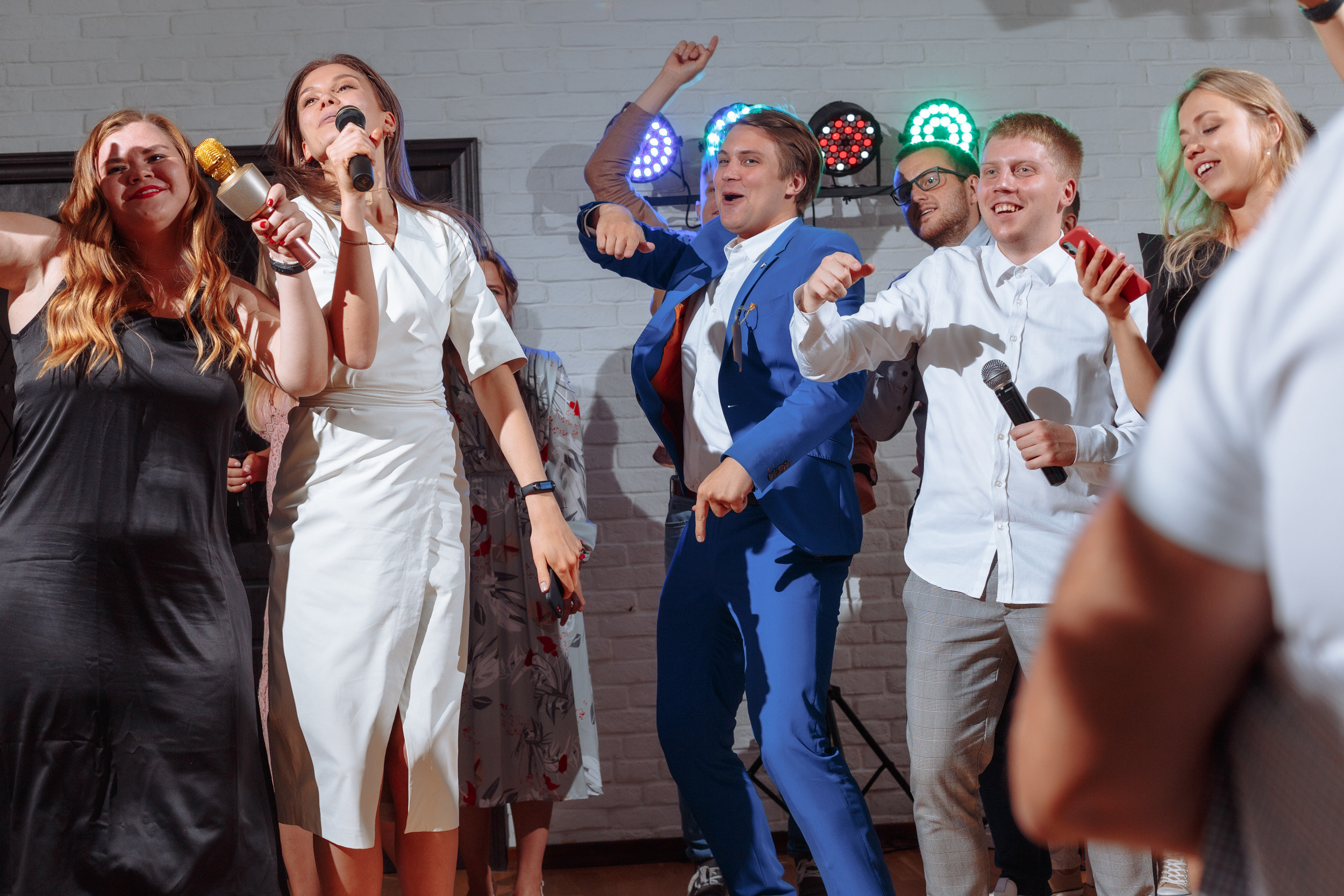 Веселый банкет в коттедже. Арина & Коля. Фотограф Чугунов Александр