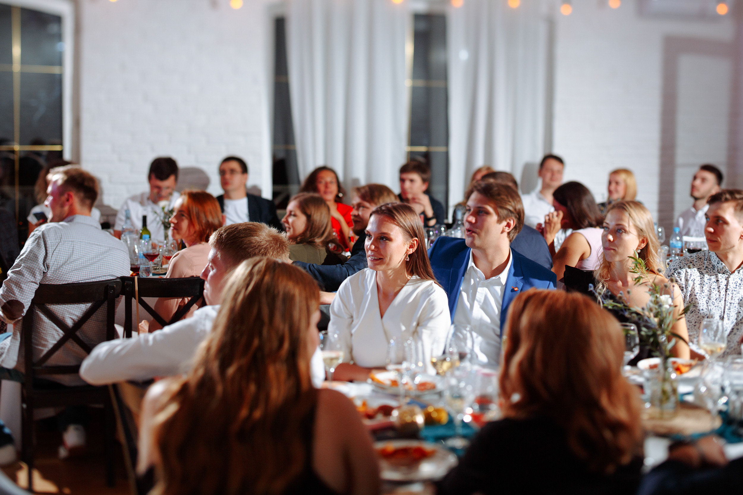 Веселый банкет в коттедже. Арина & Коля. Фотограф Чугунов Александр