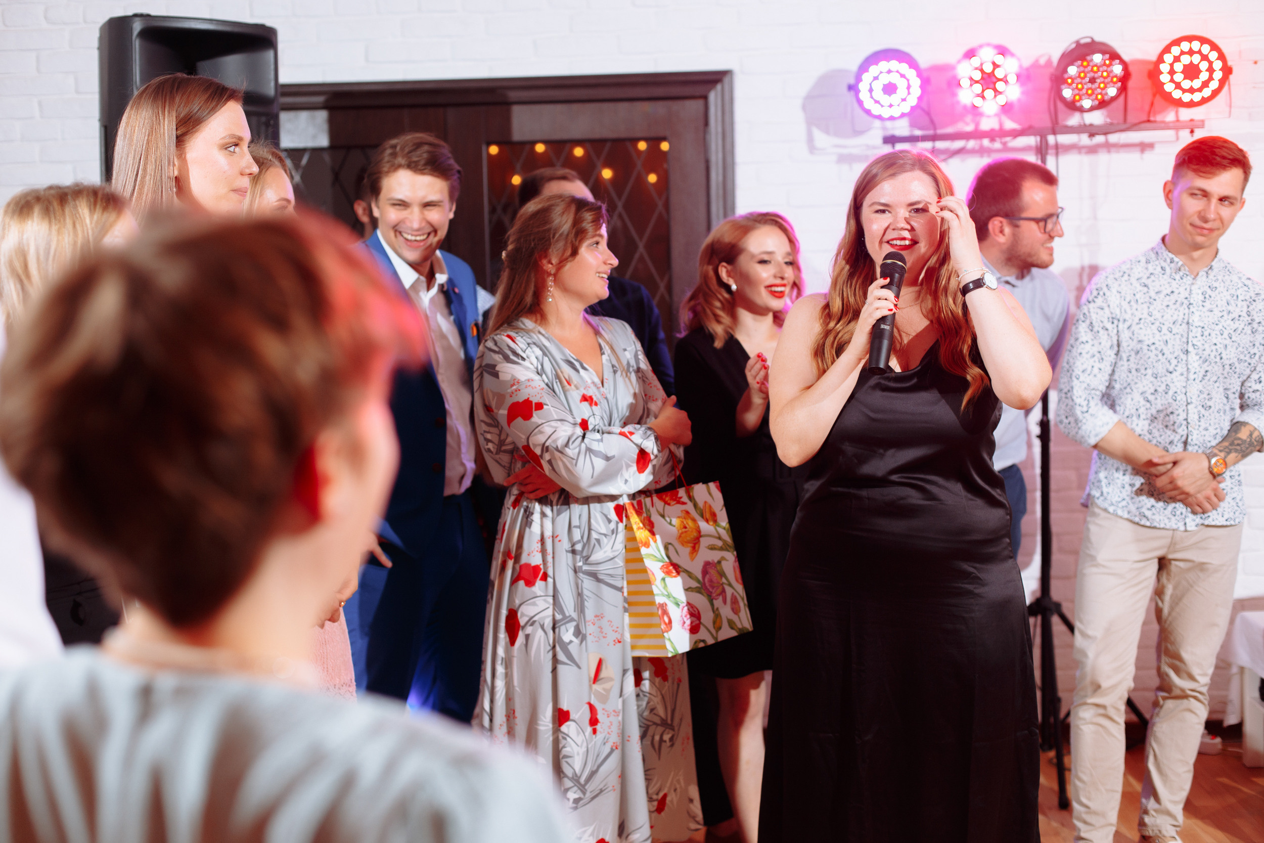 Веселый банкет в коттедже. Арина & Коля. Фотограф Чугунов Александр