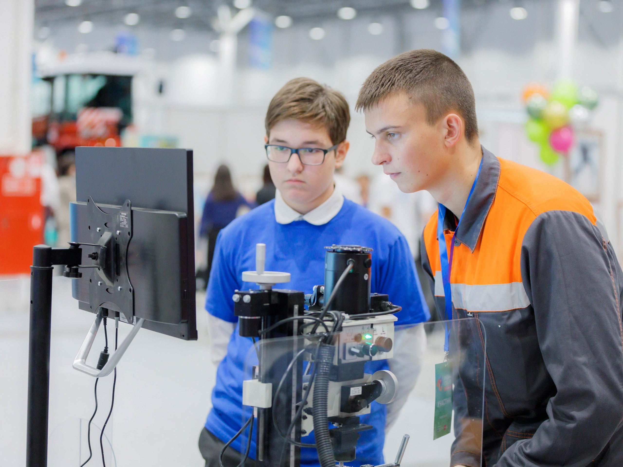 Выставка «Учебная Сибирь» 2024 г. Экспоцентр. Репортажный фотограф в Новосибирске Алена Помазунова