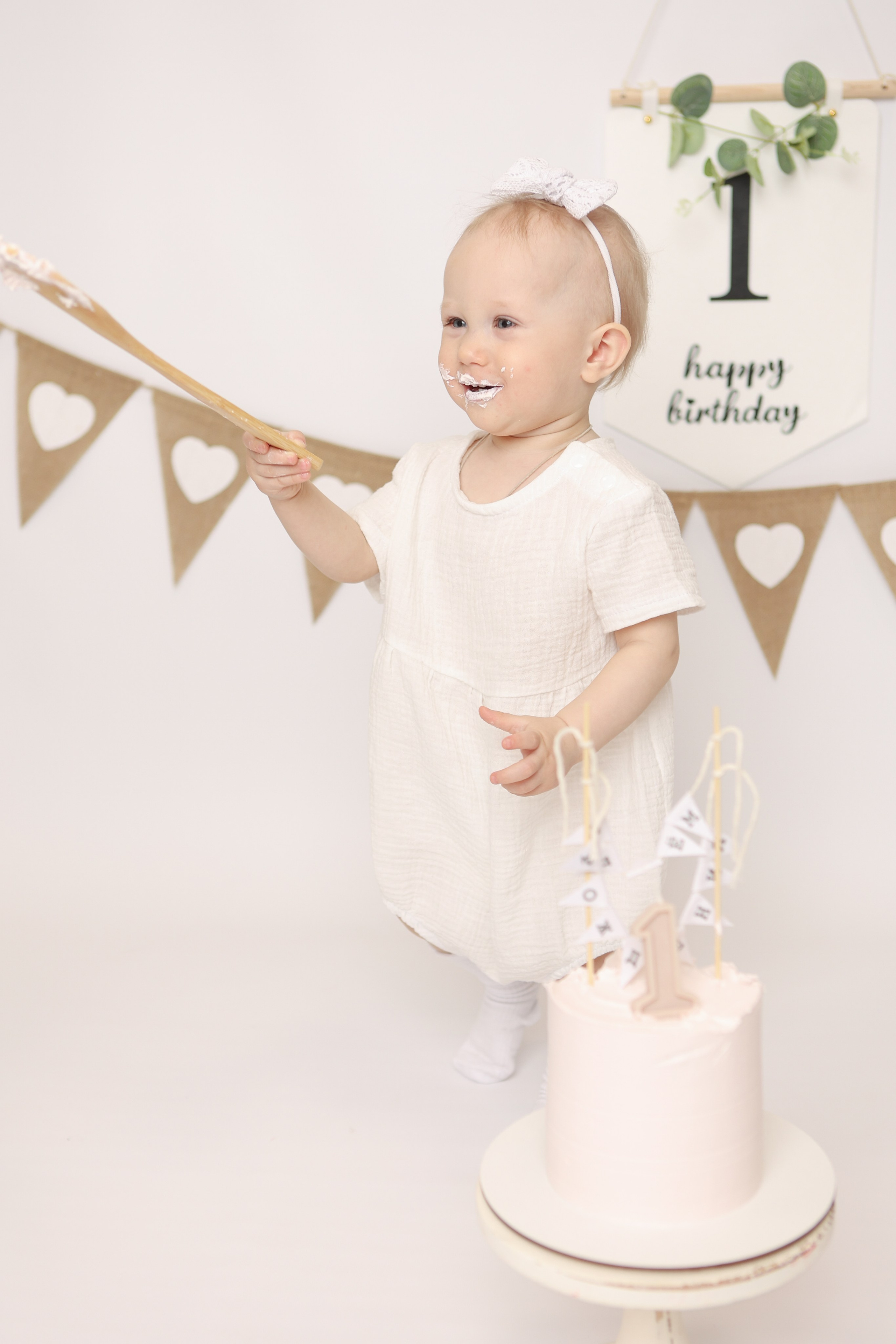 Крушение тортика. Фотограф новорожденных. Детский и семейный фотограф Марьяна Юдина