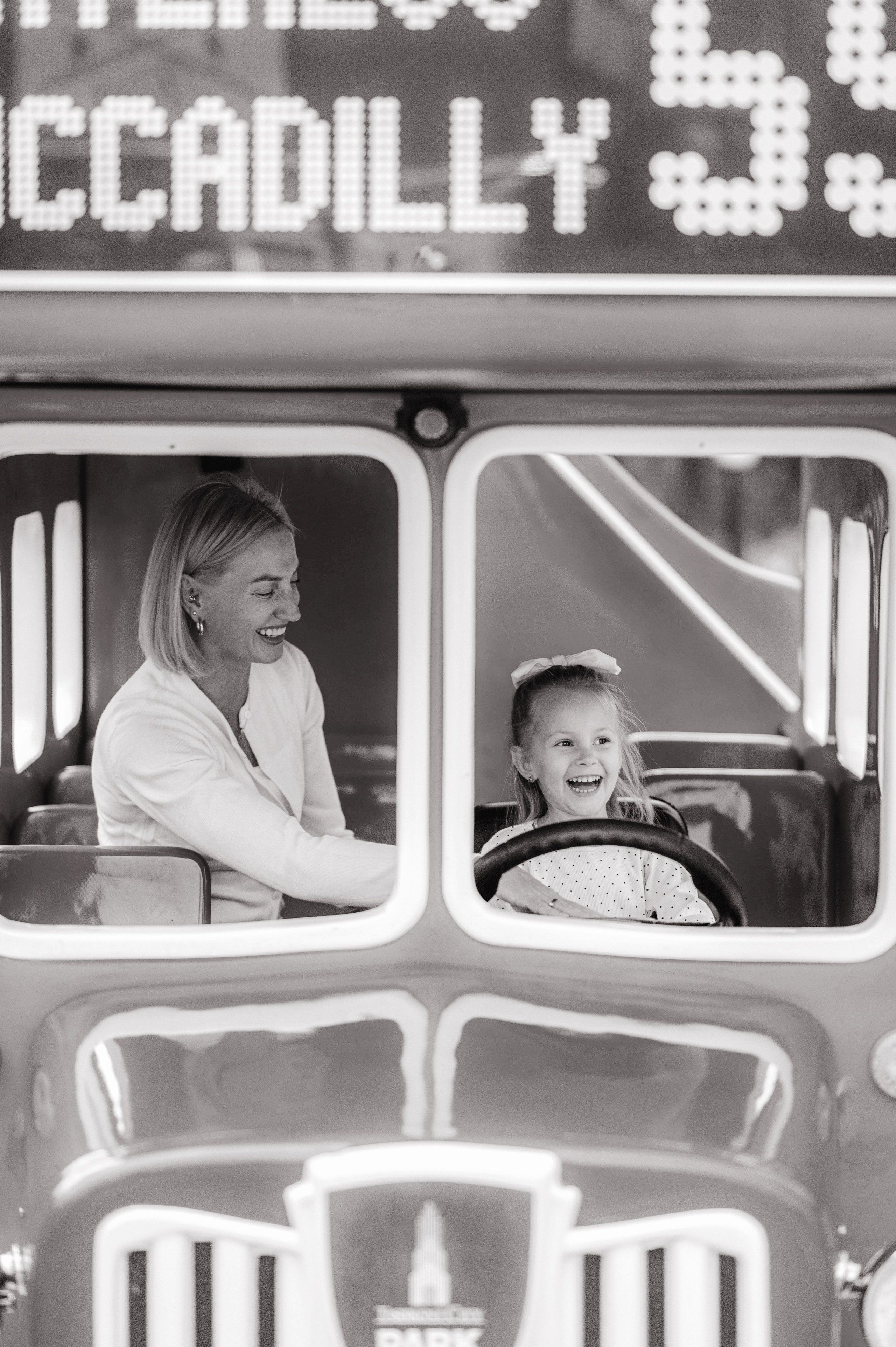 ЧБ прогулка. Детский и семейный фотограф