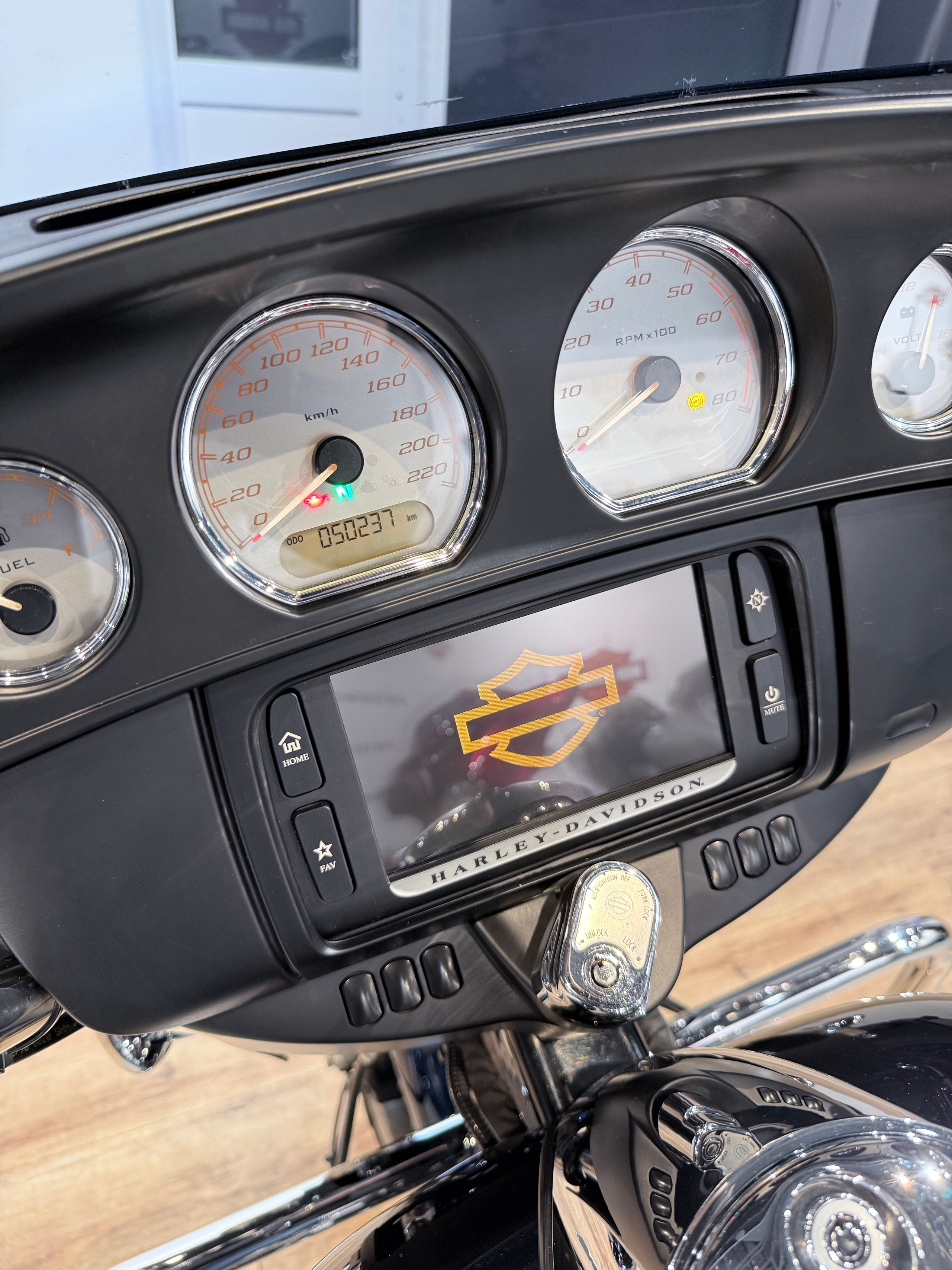 2014 Street Glide 103 ABS. Hello Davidson, Москва. Только хорошие мотоциклы…