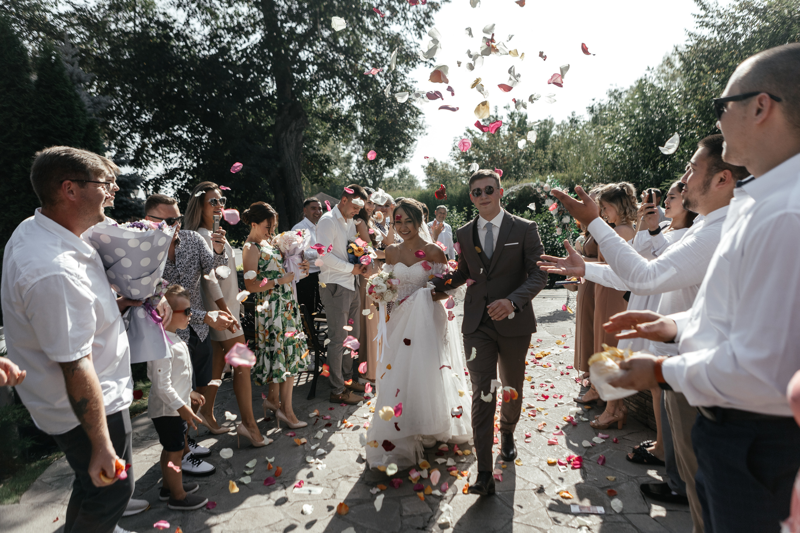 Свадебный фотограф Уфа — Руслан ГабдлисламовЖивые эмоции, красивые кадры, воспоминания на всю жизнь.Работаю по всей Республике Башкортоста. Свадебный фотограф Уфа Руслан Габдлисламов