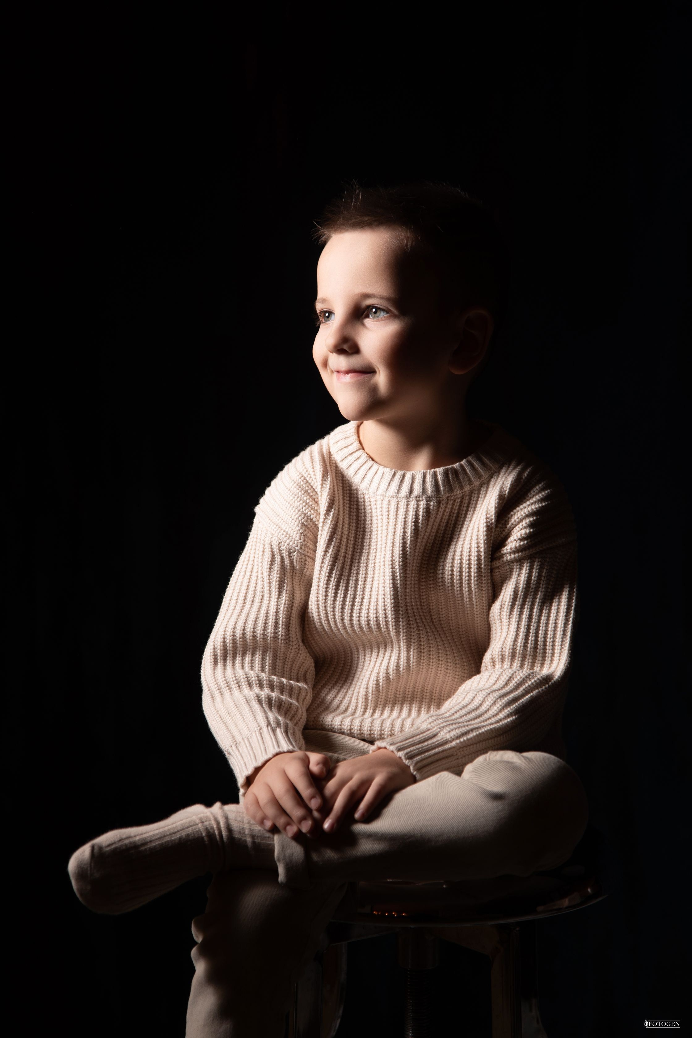 Фотосессия Мальчиков до 6 лет в Студии — Fotogen. Интерьерная фотостудия FOTOGEN г. Краснодар