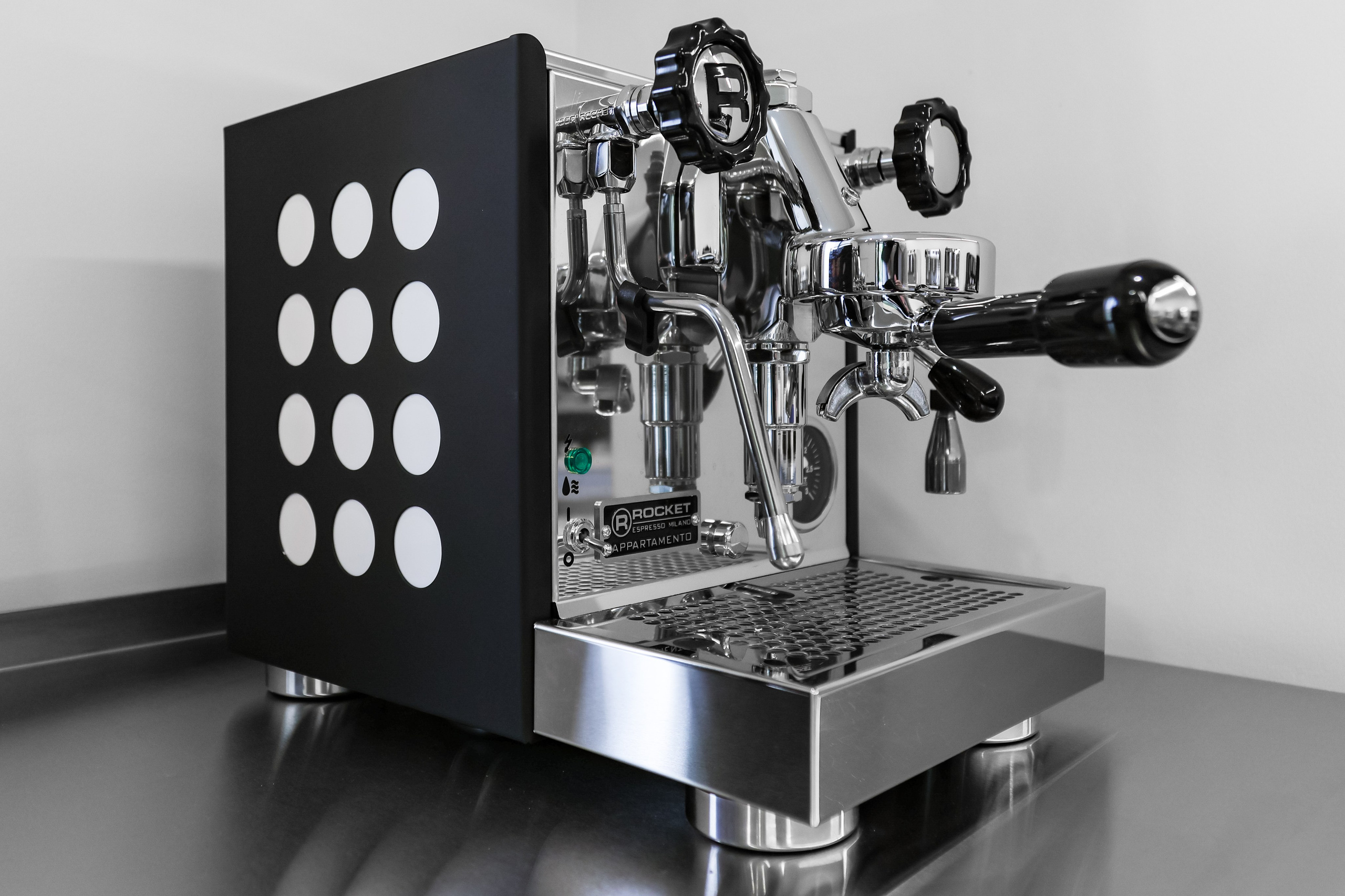 COFFEE MACHINES FOR MARKETPLACE. Mixturecaptures