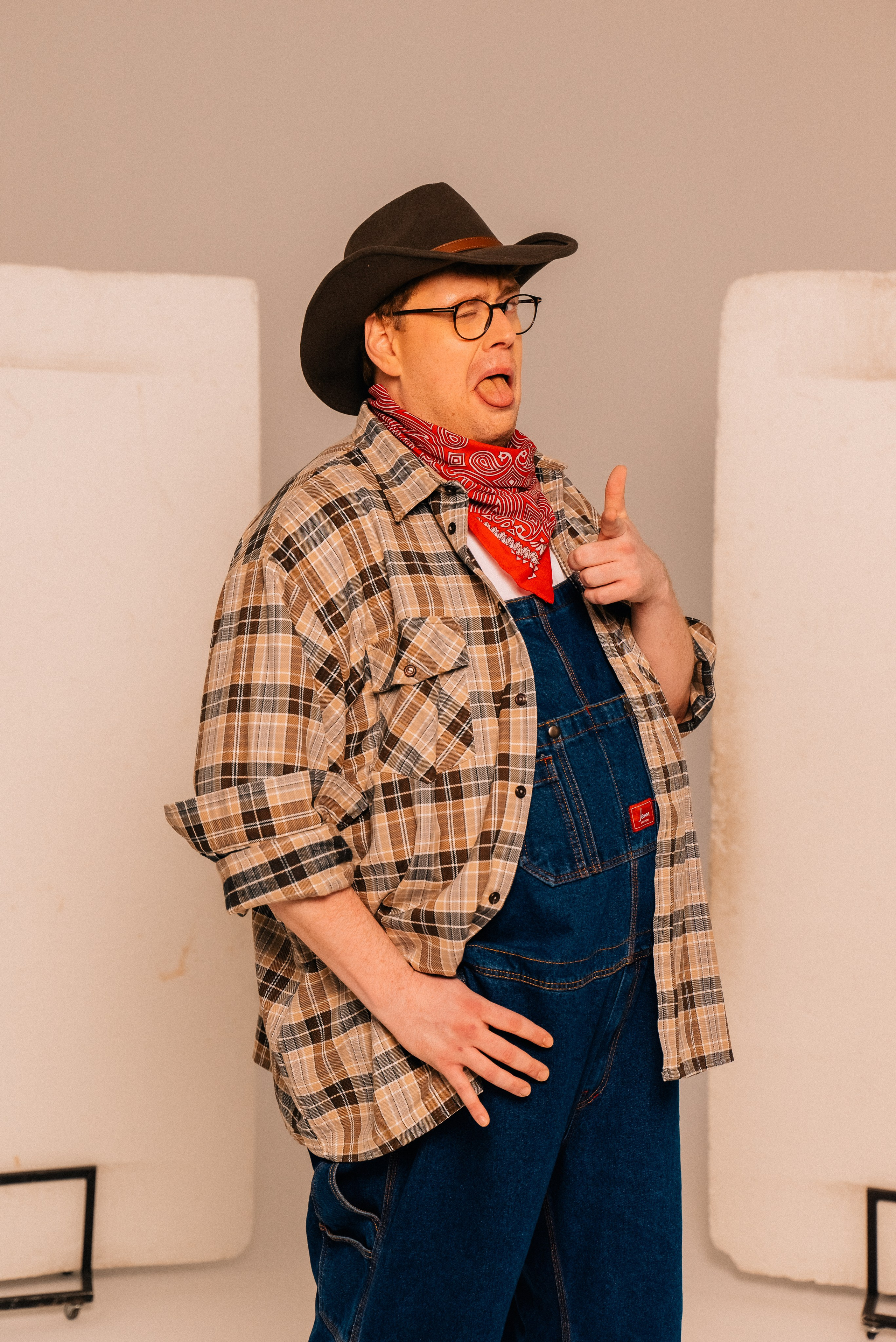 Дэниэл Барнс Актёр, сериал Олдскул, сериал Москва слезам не верит все только начинается