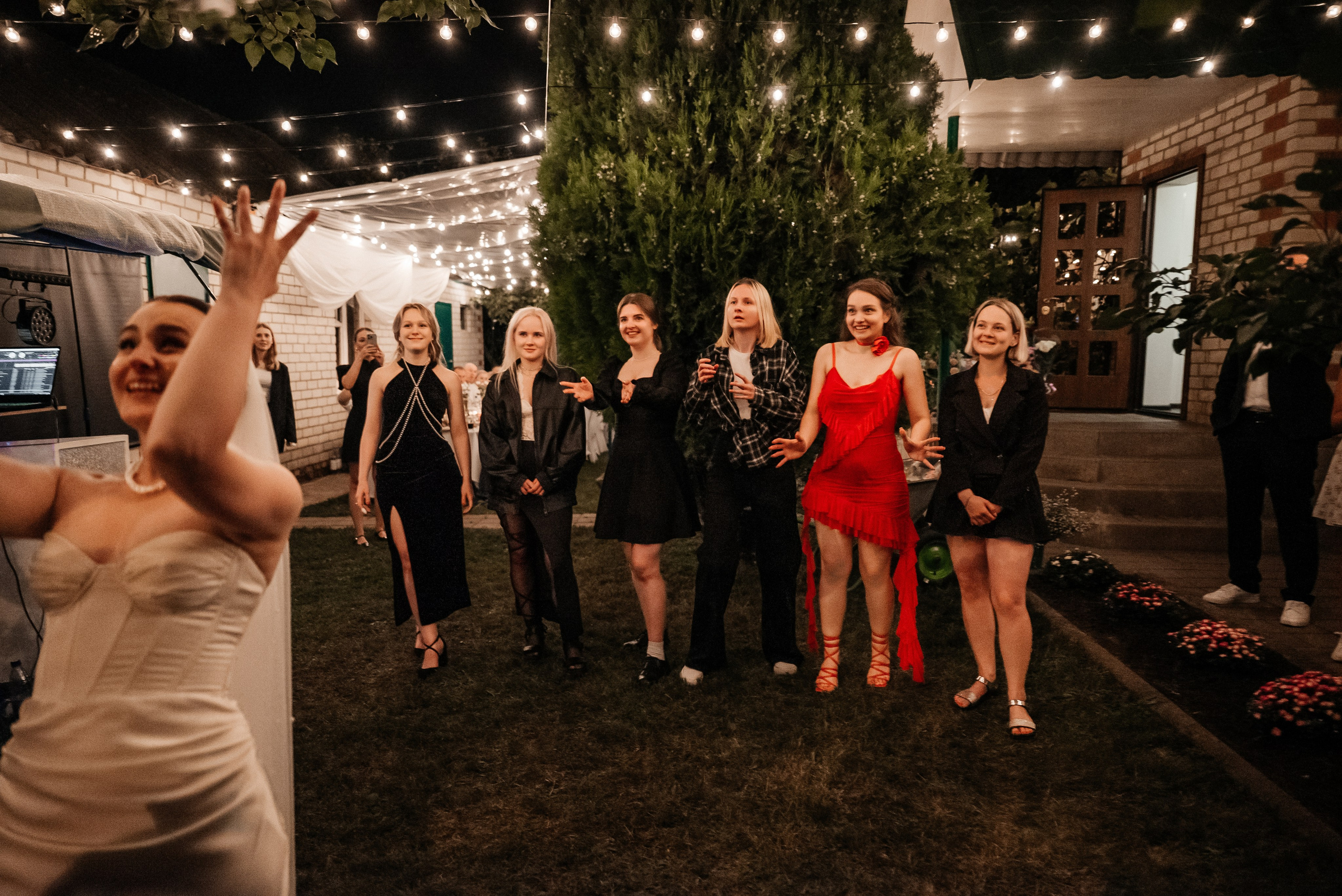 «Свадьба Даши и Артема». Школьный фотограф в Валуйках. Фотосессии для выпускников и изготовление выпускных альбомов в городе Валуйки и в Белгородской области