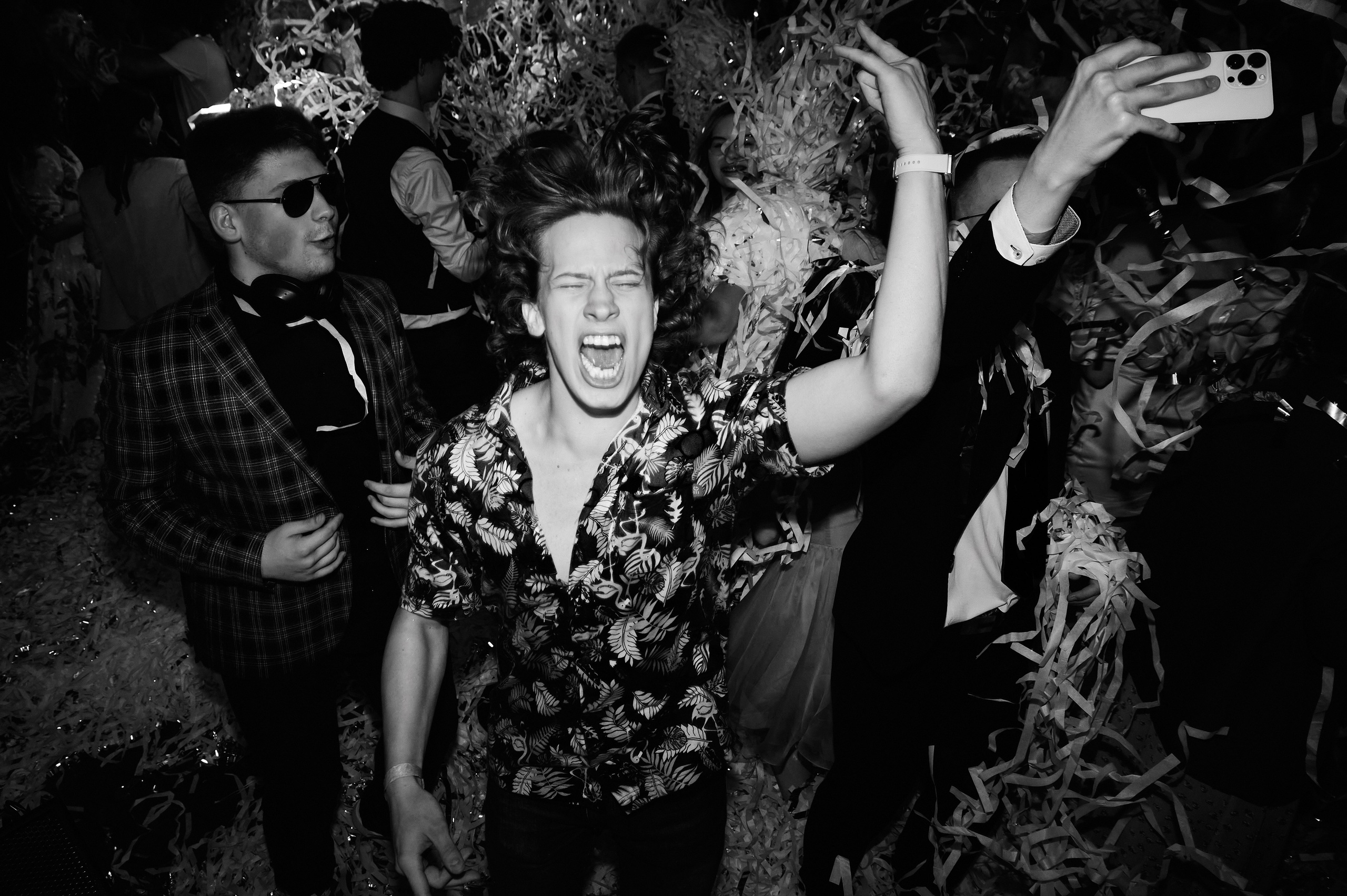 Школа. Выпускные 11 классы. Goganaft.ru — Репортажный фотограф в Москве Георгий Коненков