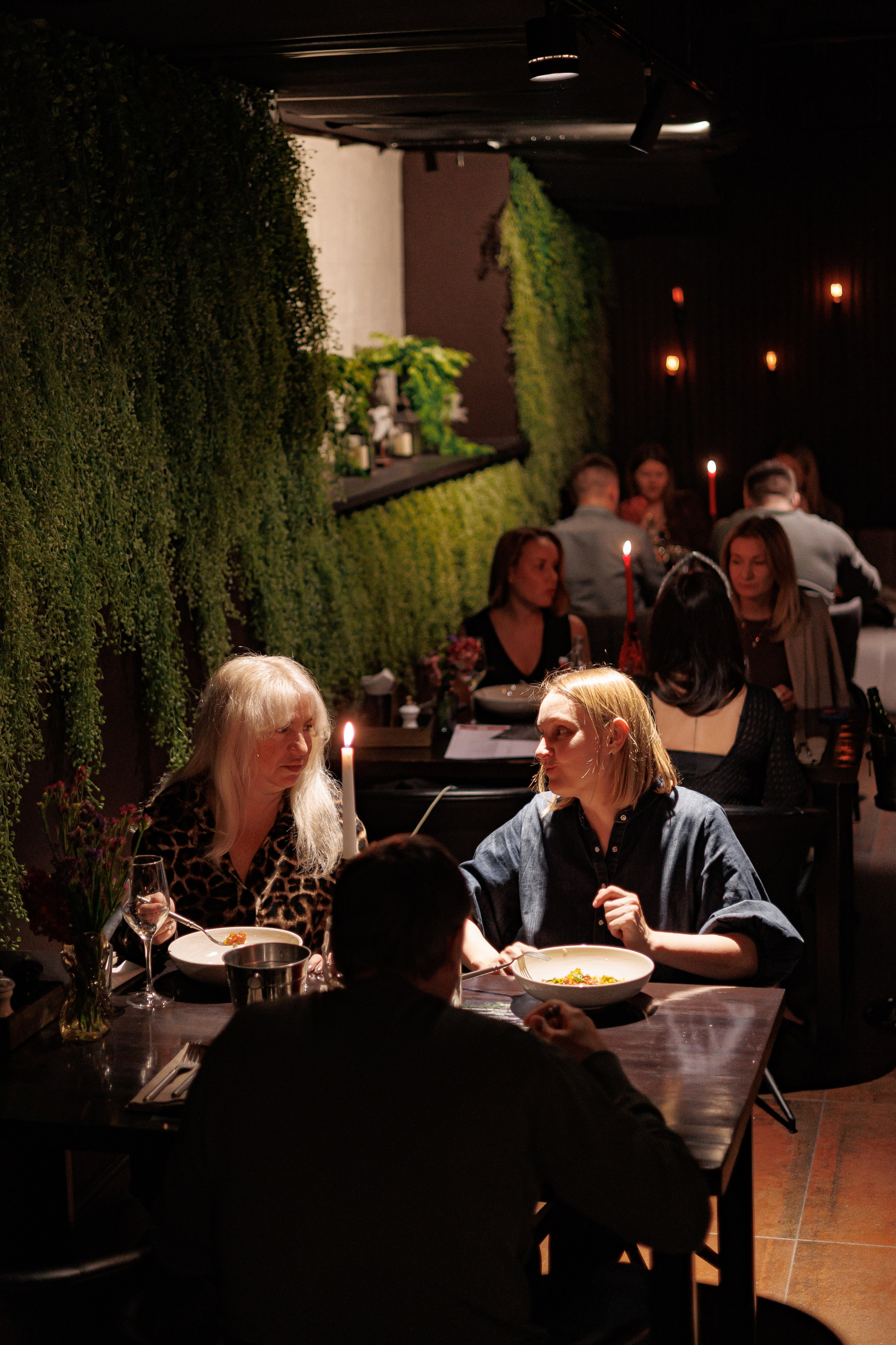 Фотографии с Гастроужина Честер Челябинск 5 ЛЕТ.5 ШЕФОВ