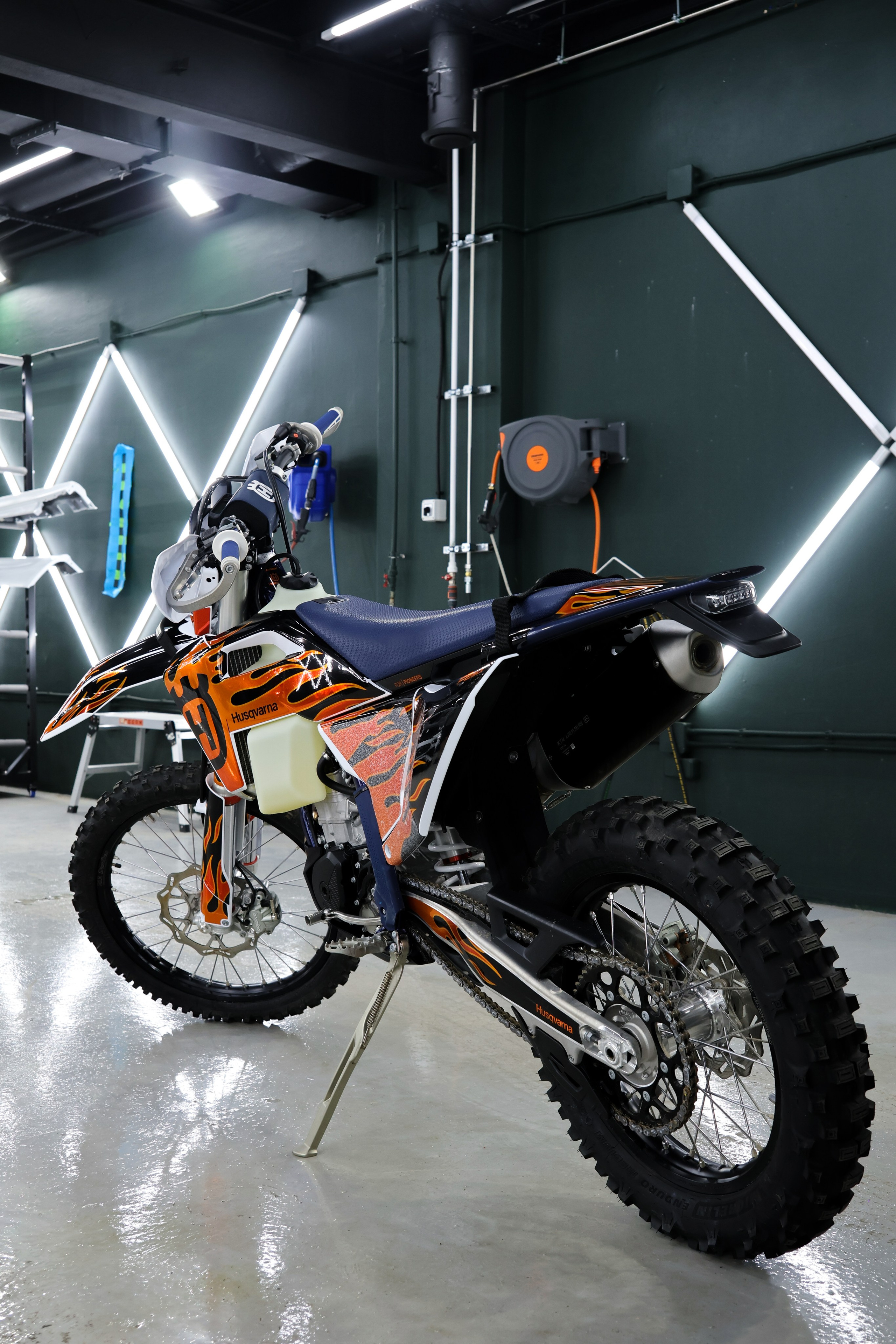 Husqvarna FE501. Photo-nk