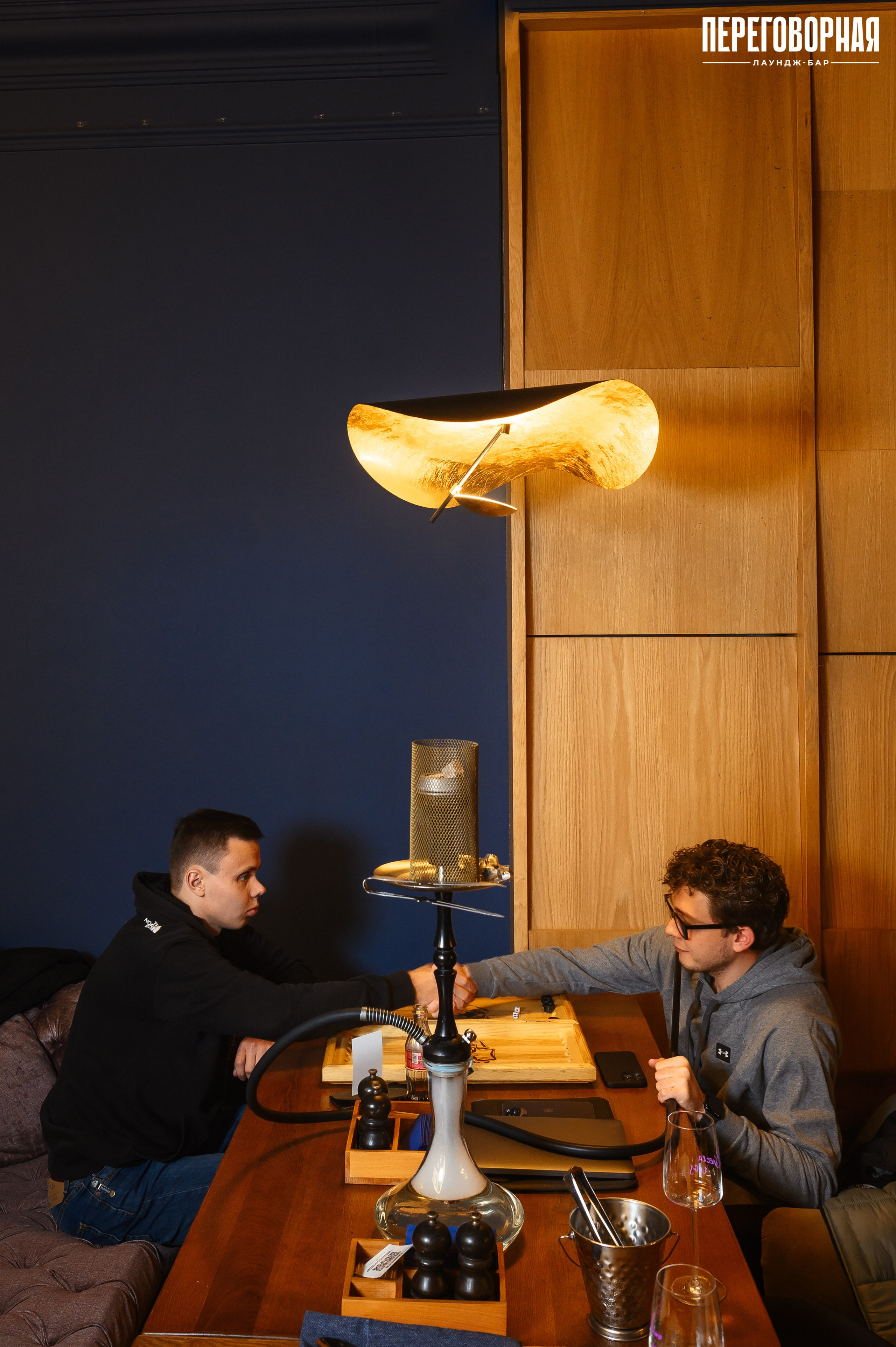 Лаундж-бар Переговорная: 1 год. Свадебный и просто хороший фотограф в Челябинске