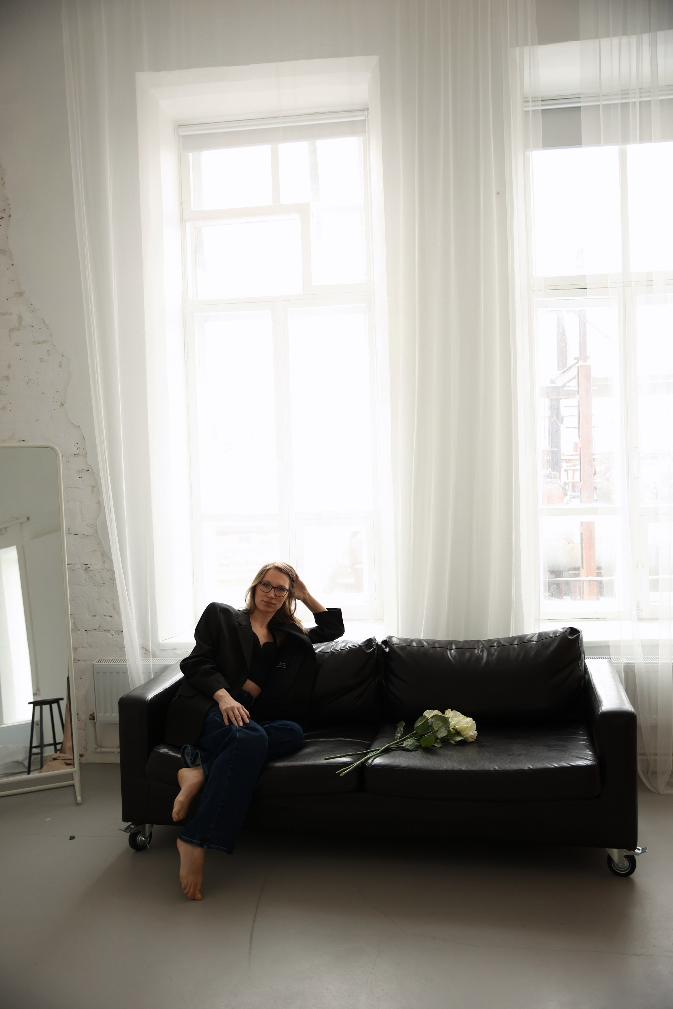 Индивидуальная фотосессия для девушки Женская фотосессия в студии. Фотограф Владимир Москва