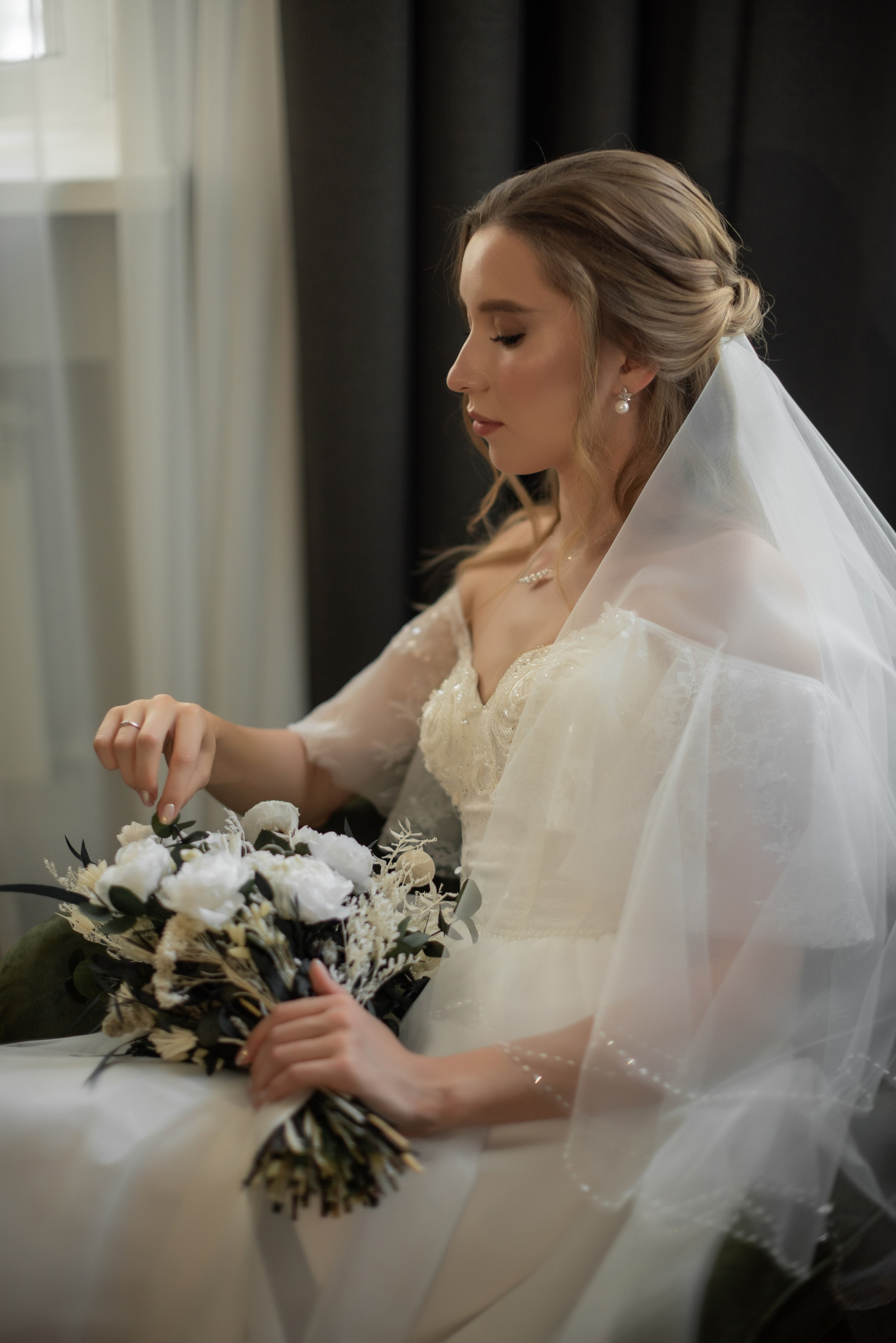 Свадебный альбом 12.08.23 – лучшие кадры с торжества. Свадебный фотограф в Миассе Татьяна Ружникова