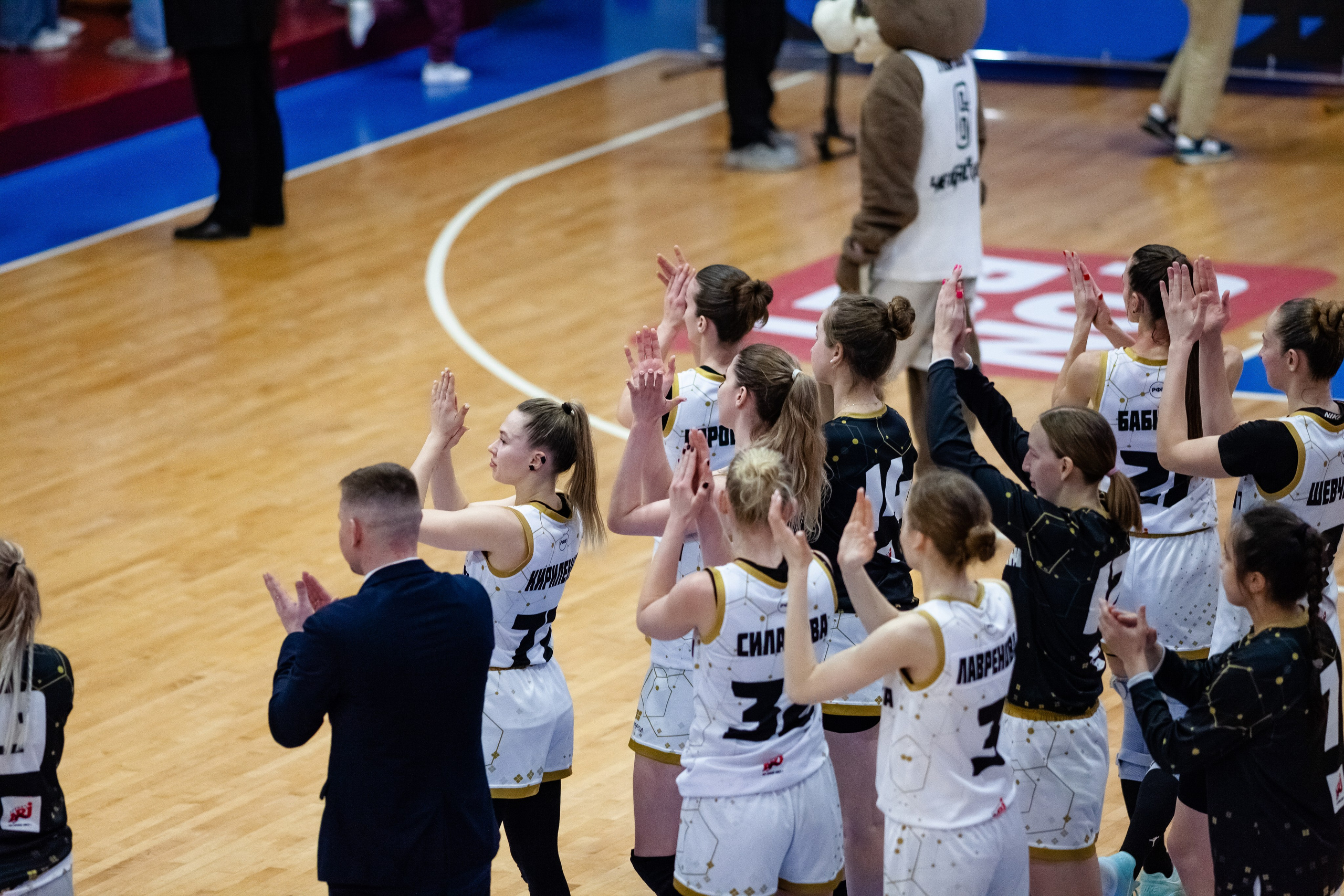 ЧГУ-Атланта — Славянка. Фотография