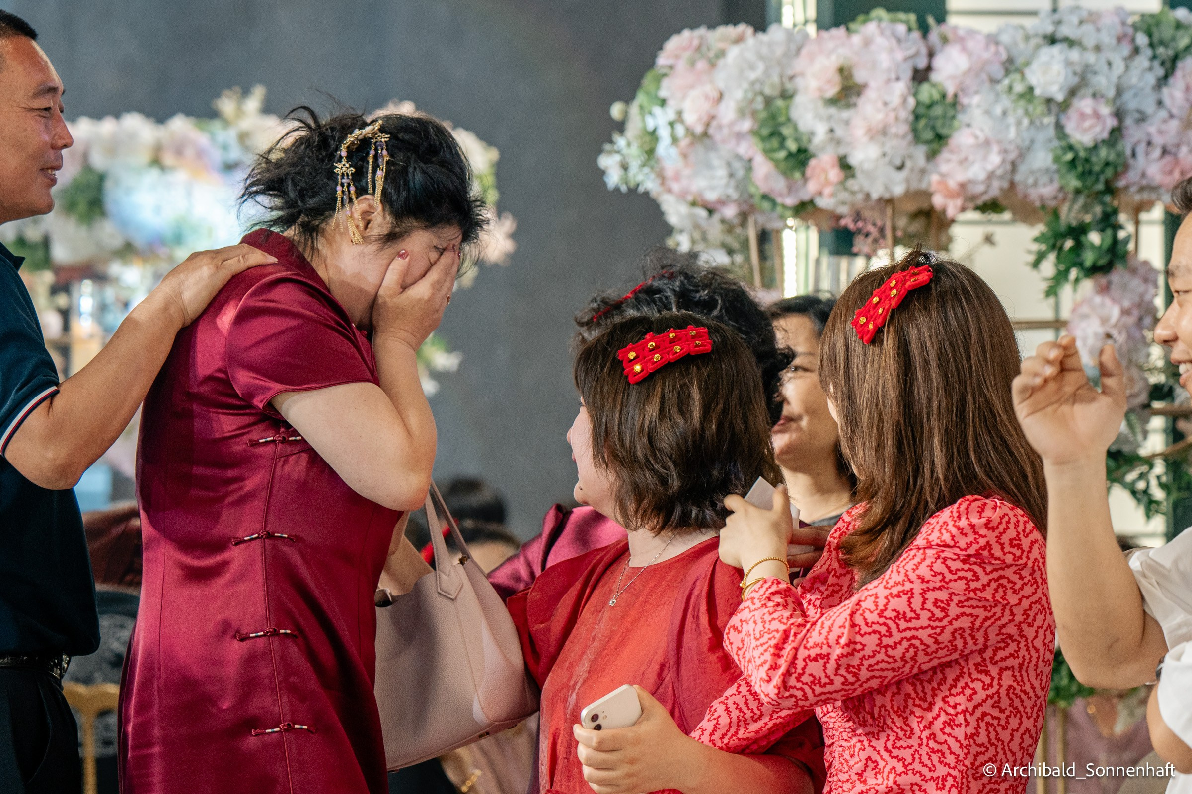 Chinese Wedding in China. Photographer in Guangzhou, China. Archibald Sonnenhaft