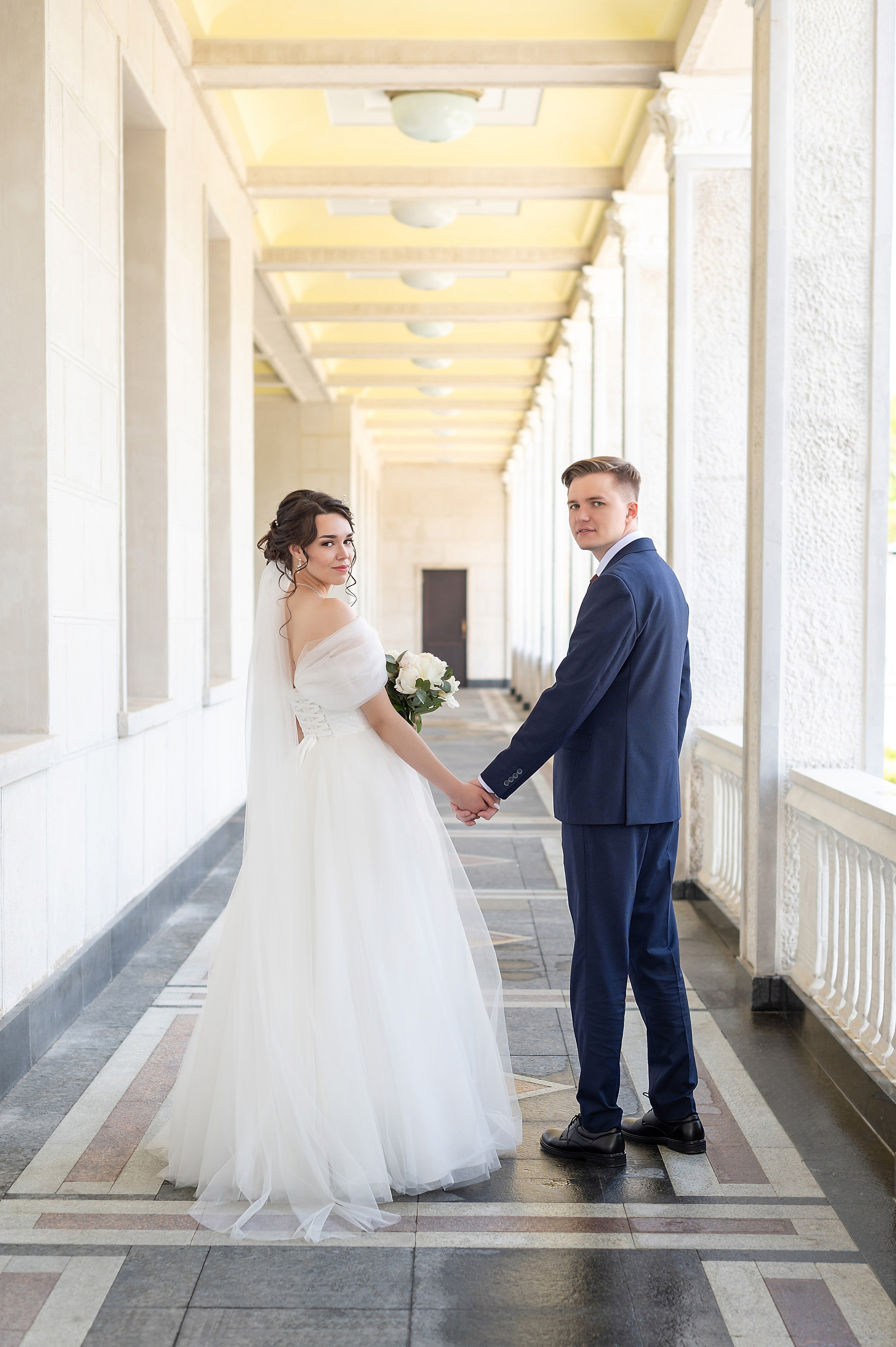Фото прогулка свадебной фотосессии