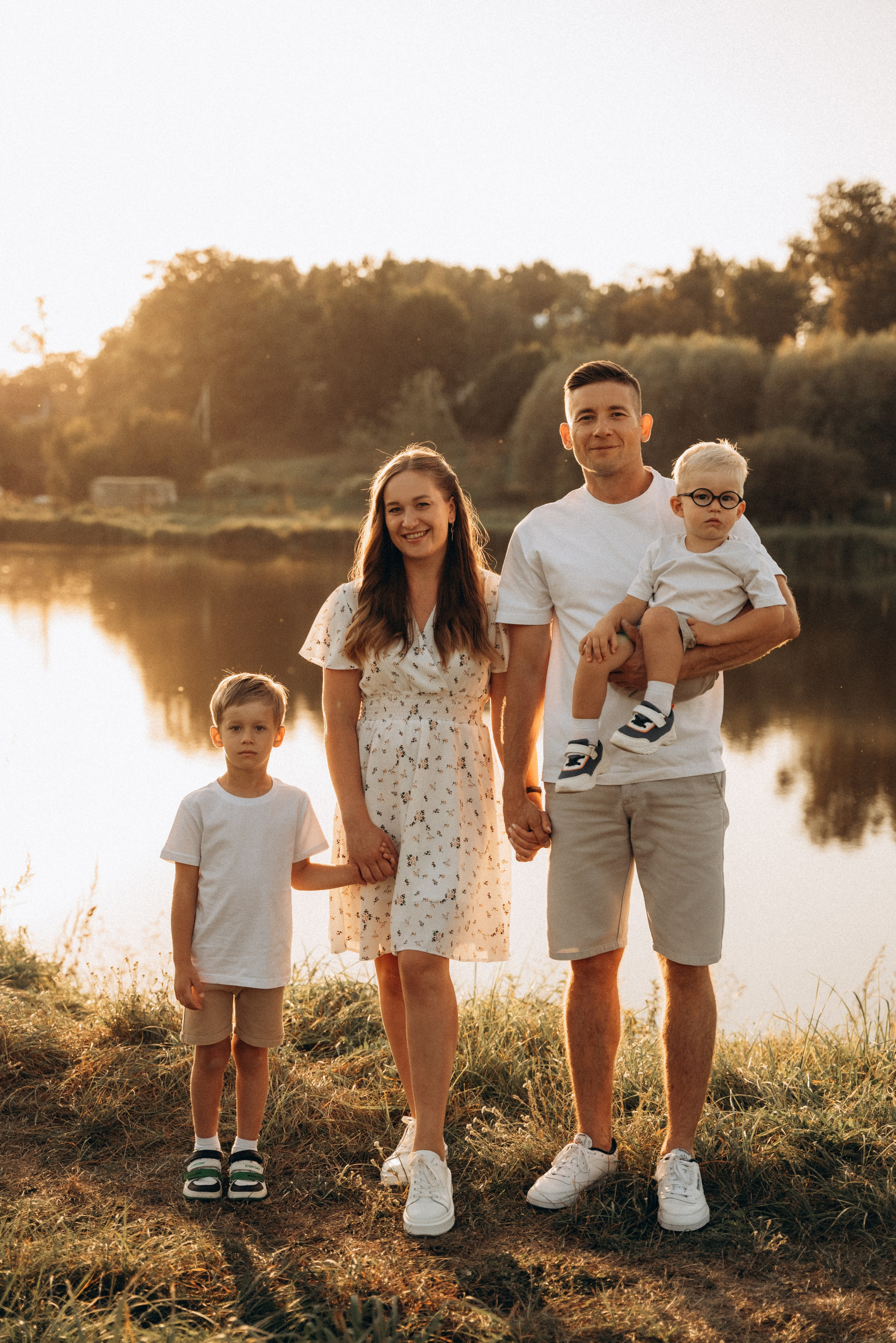 Марина, Саша, Максим и Дениска. Фотограф Мария Миллс | Минск