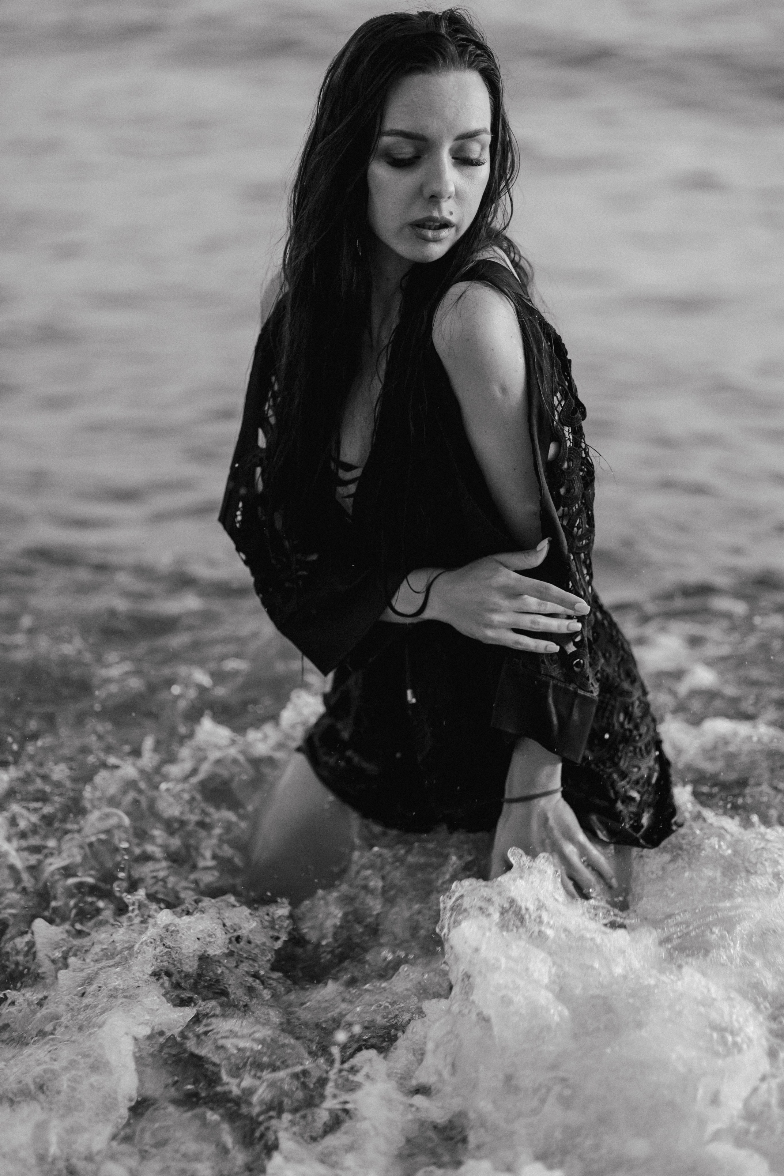 Юлия. Заката на скале Парус. Семейный и портретный фотограф в Геленджике Любовь Бодрова