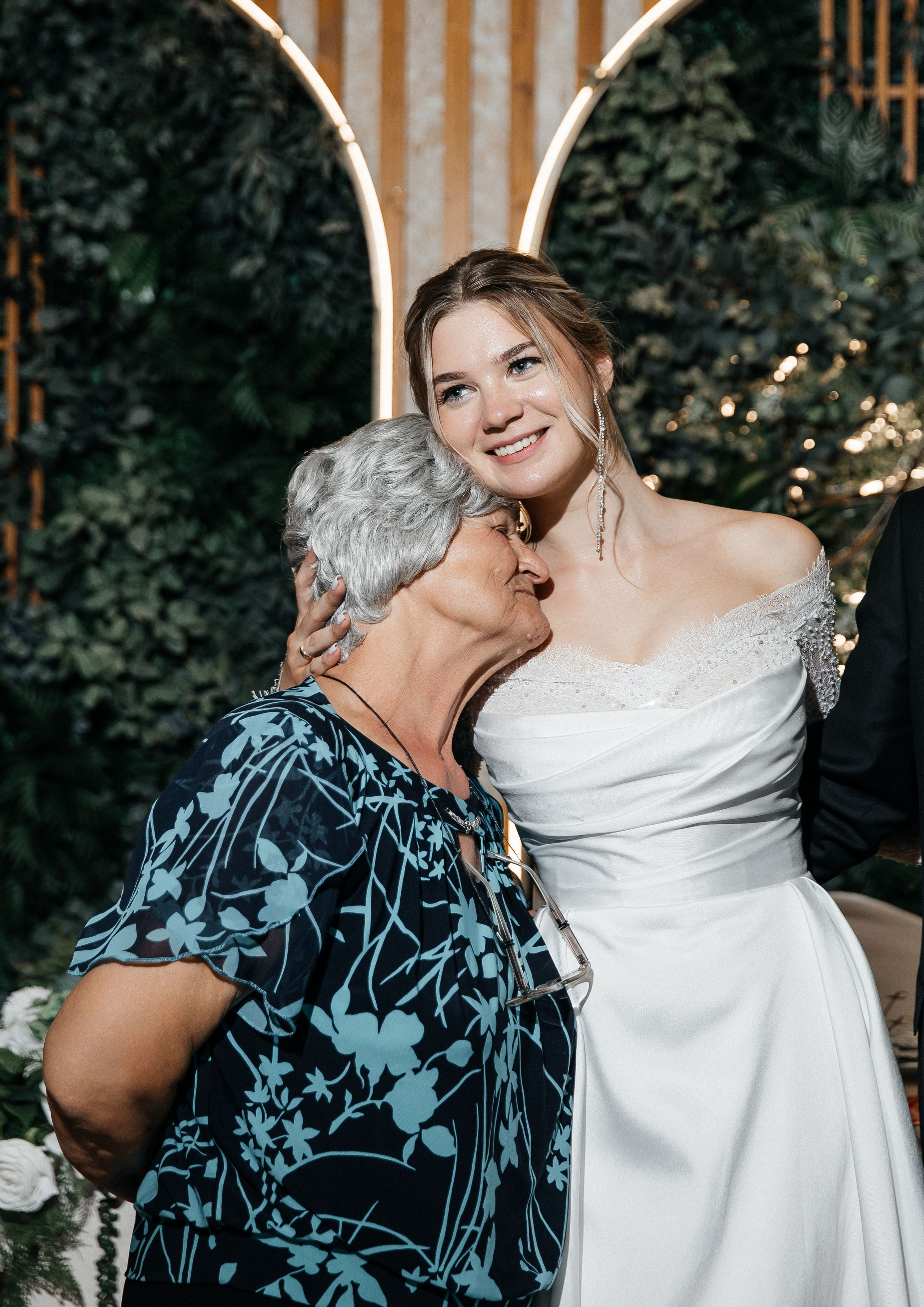 Анонс свадьба Антон и Алёна. Свадебный и семейный фотограф в Севастополе и Крыму Анастасия Сураева