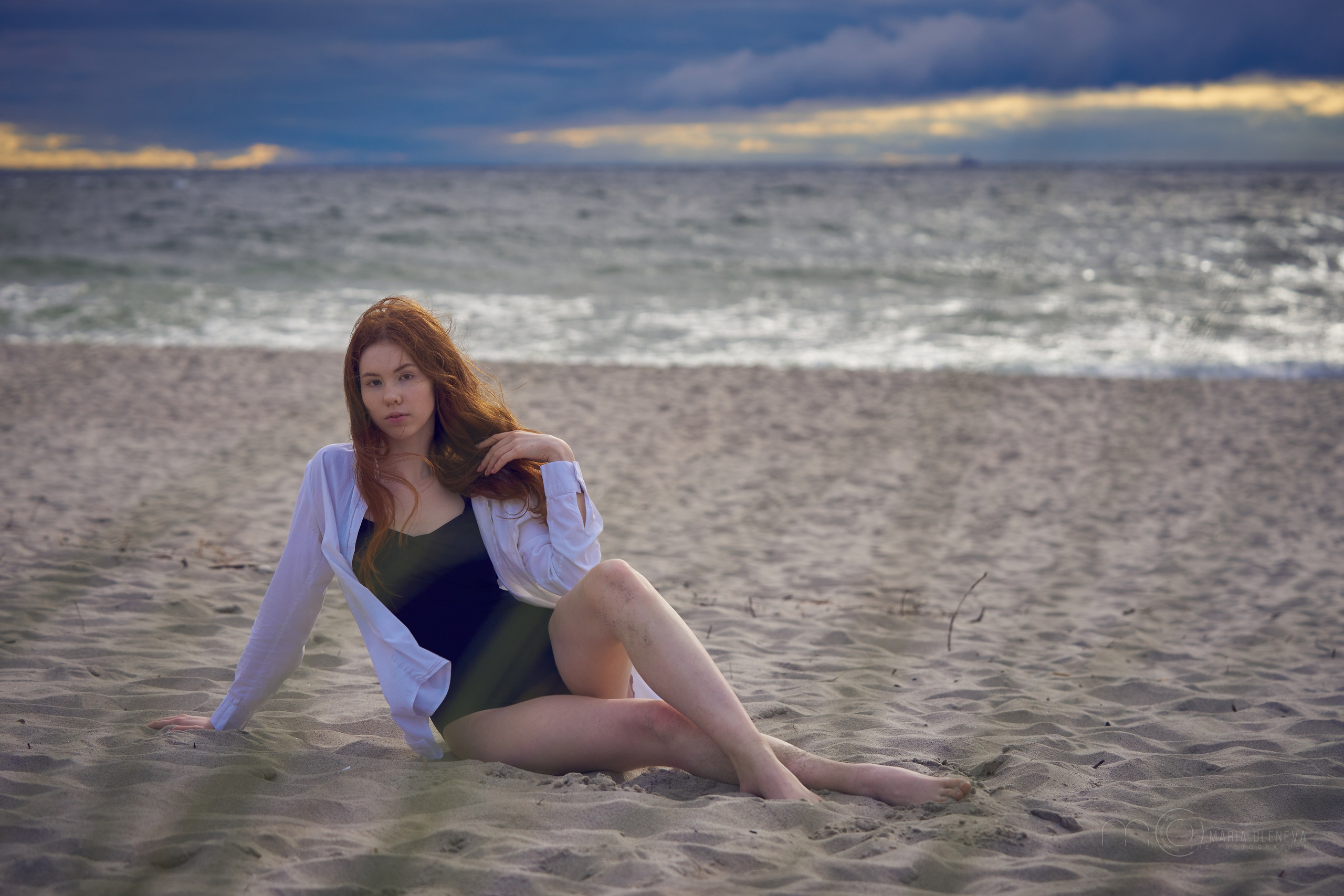 Полина и море. Фотограф Мария Оленева