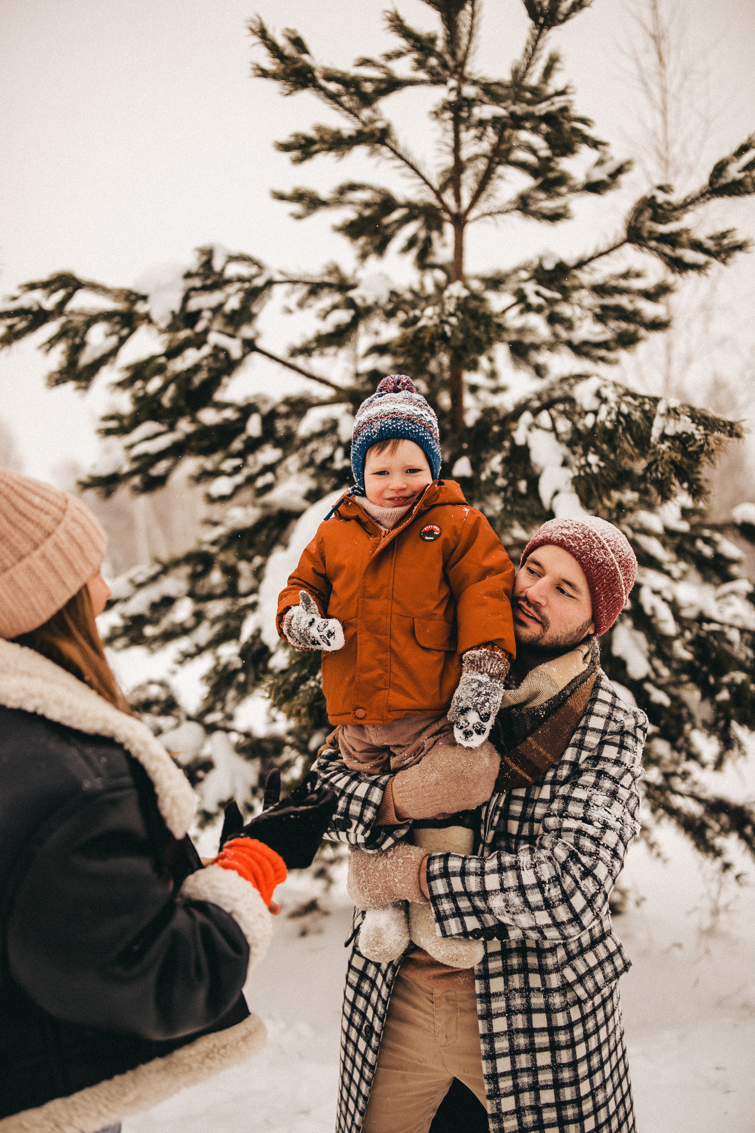 Елочку взяли мы домой. Фотограф в Тюмени Пушкарева Анастасия