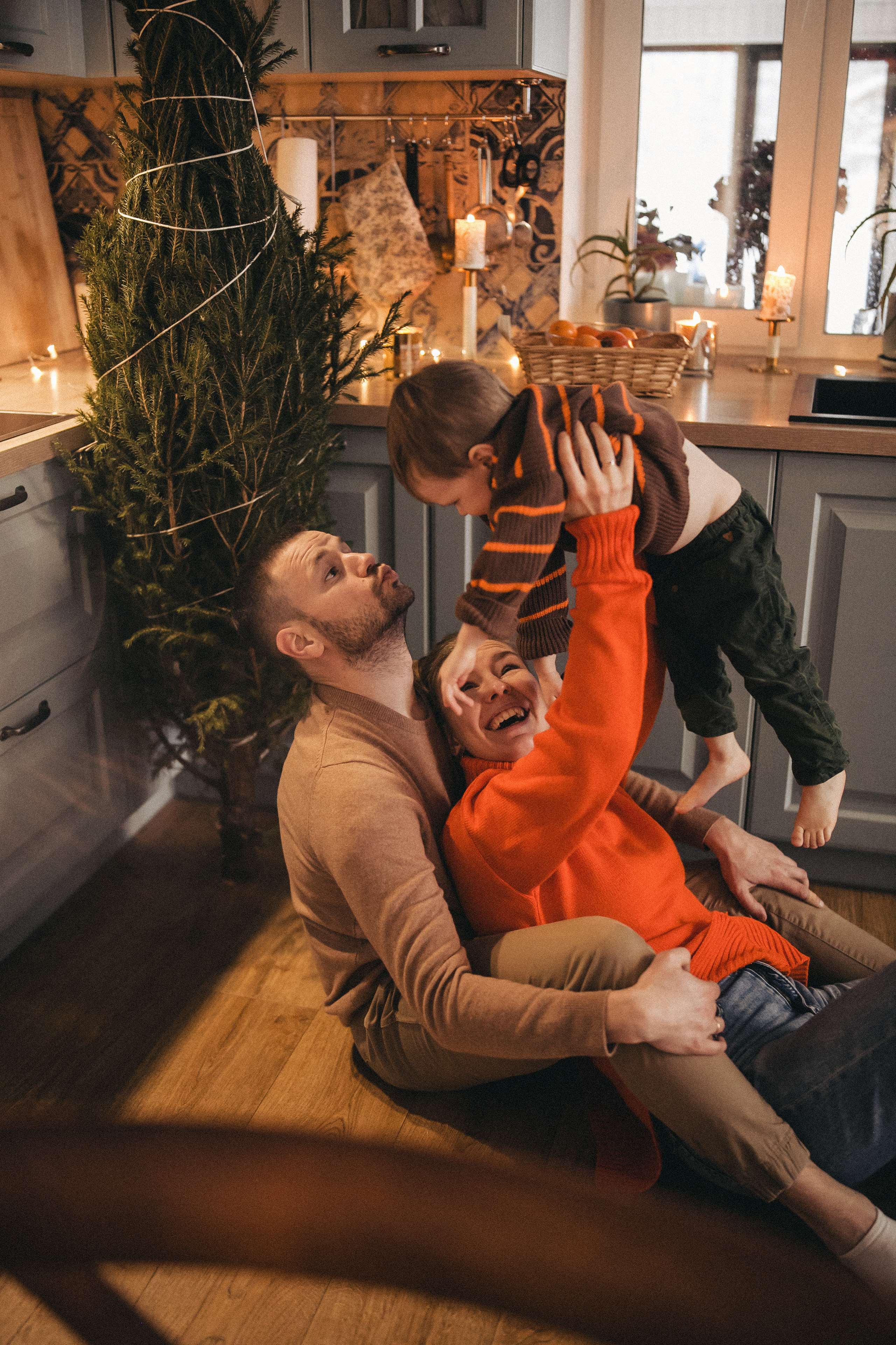 Елочку взяли мы домой. Фотограф в Тюмени Пушкарева Анастасия