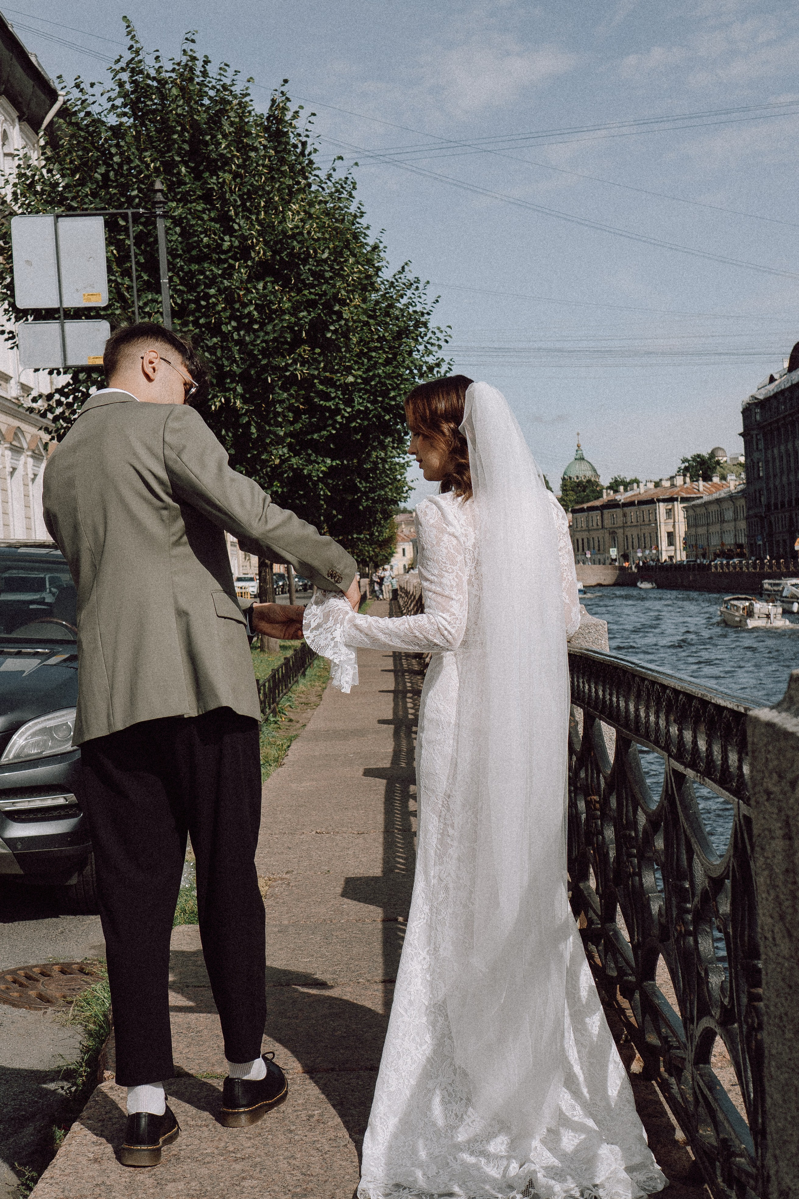 СВАДЕБНАЯ ПРОГУЛКА ВОЗЕ ИСАИКЕВСКОГО СОБОРА АСТОРИИ И ЗАКОНОДАЛЕТНОГО СОБРАНИЯ. Профессиональный фотограф, Санкт-Петербург — Виктория Богомолова