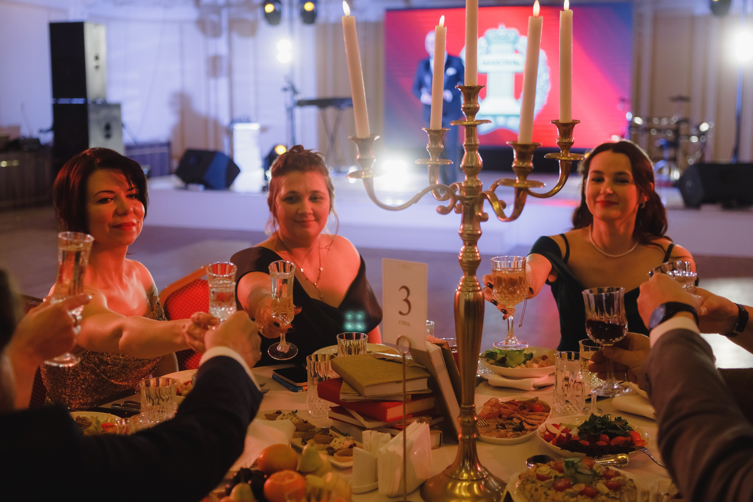 Банкет в бальном стиле. Семейный и свадебный фотограф в Нижнем Новгороде