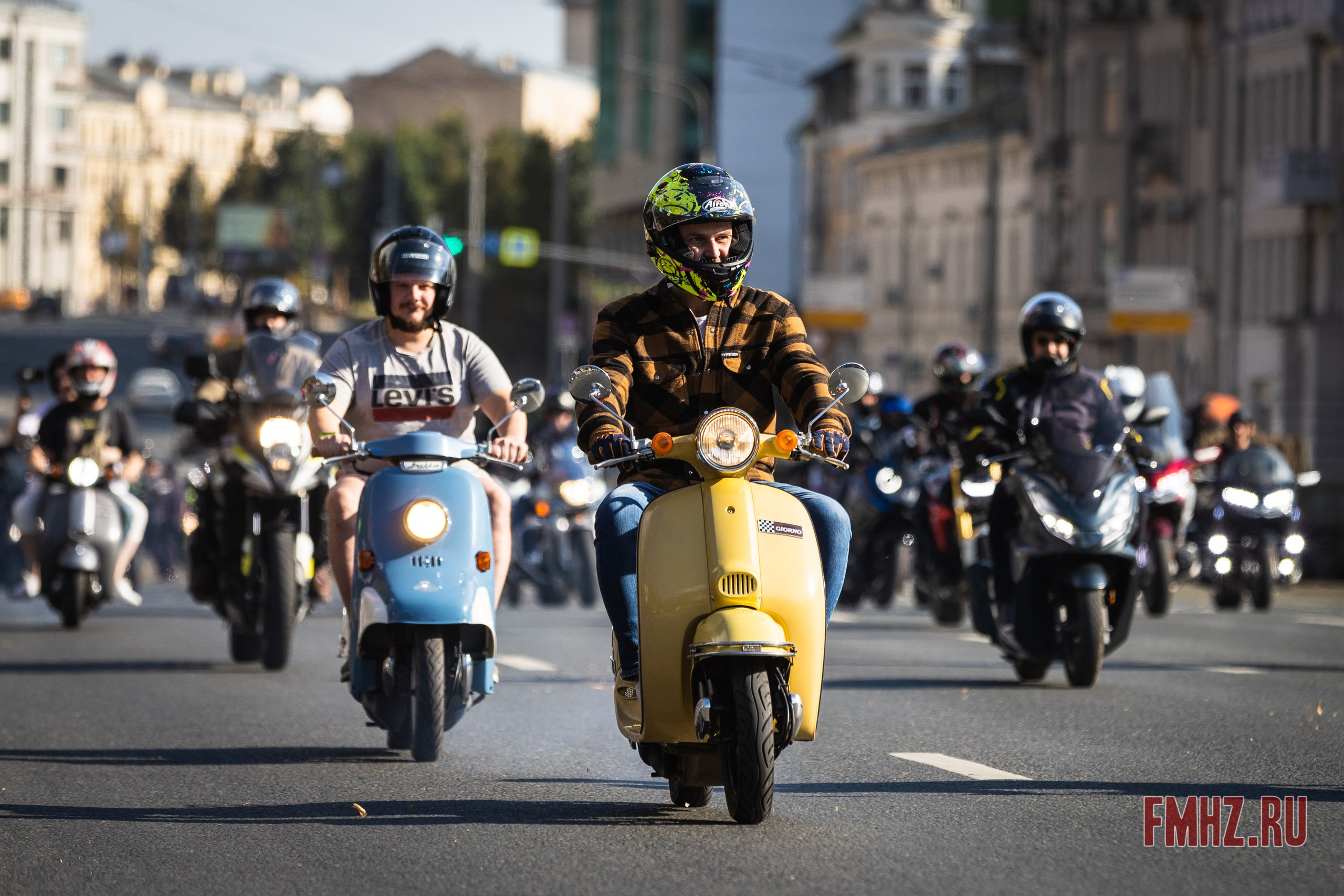 Закрытие Мотосезона 2023 на проспекте Академика Сахарова. Фотограф Владимир Охрименко